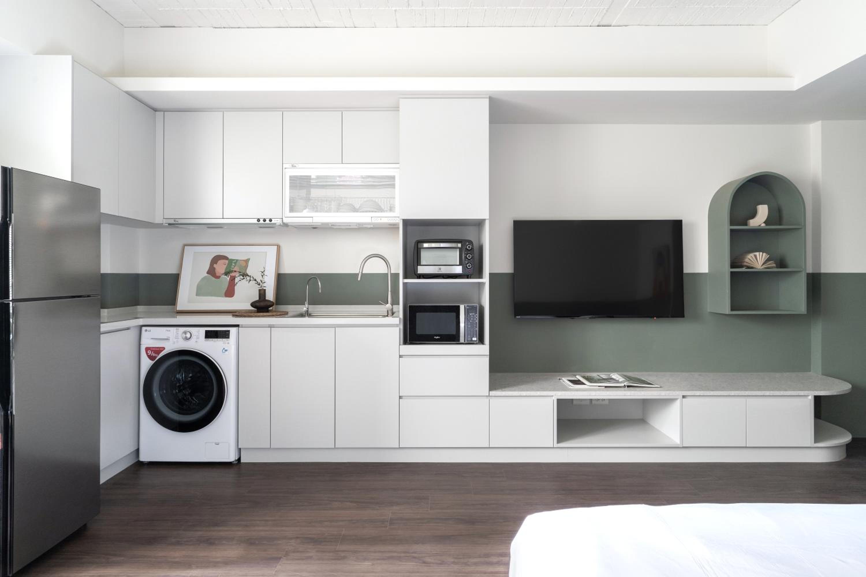 Lin Apartments by Olala Homes