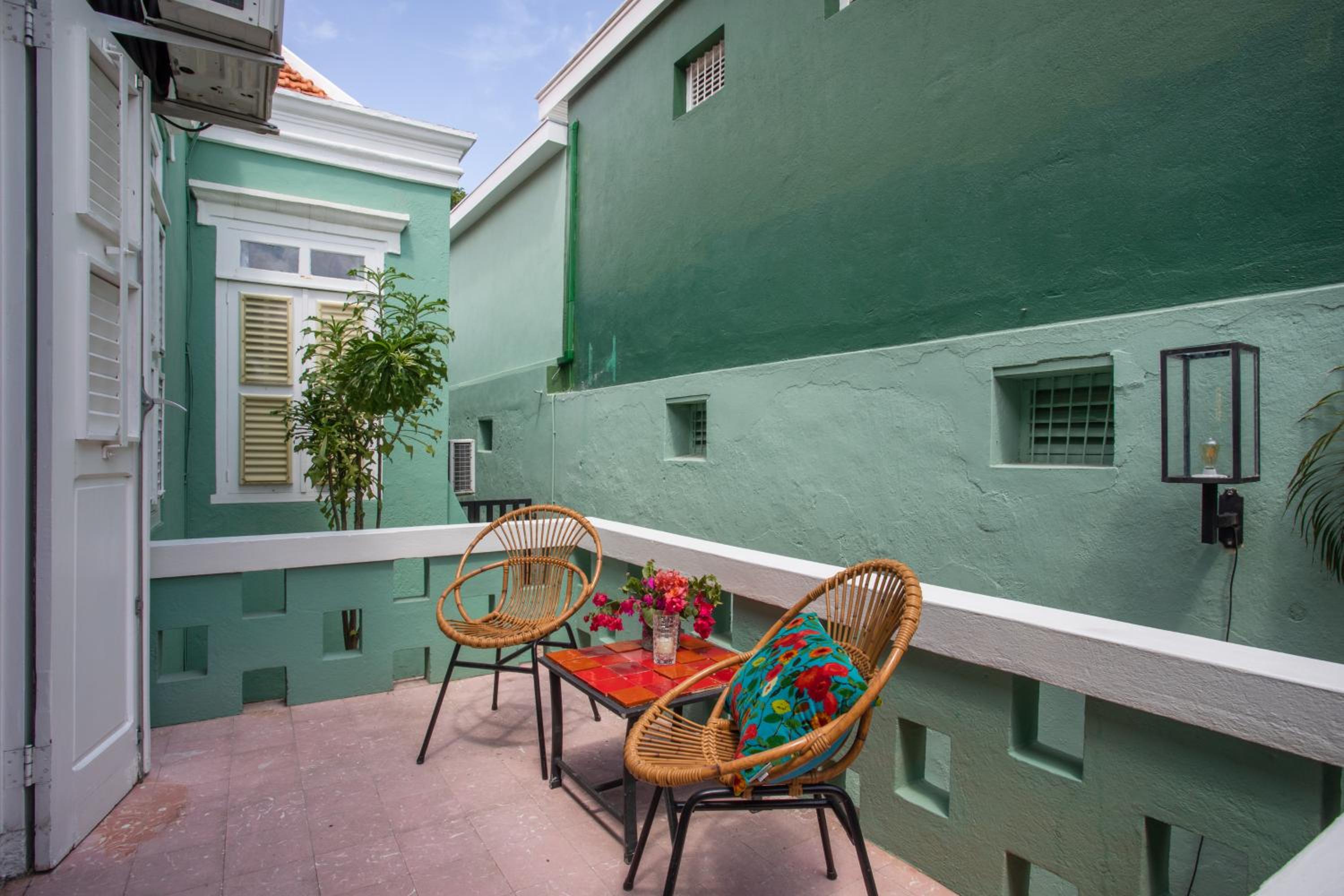 Historical city villa