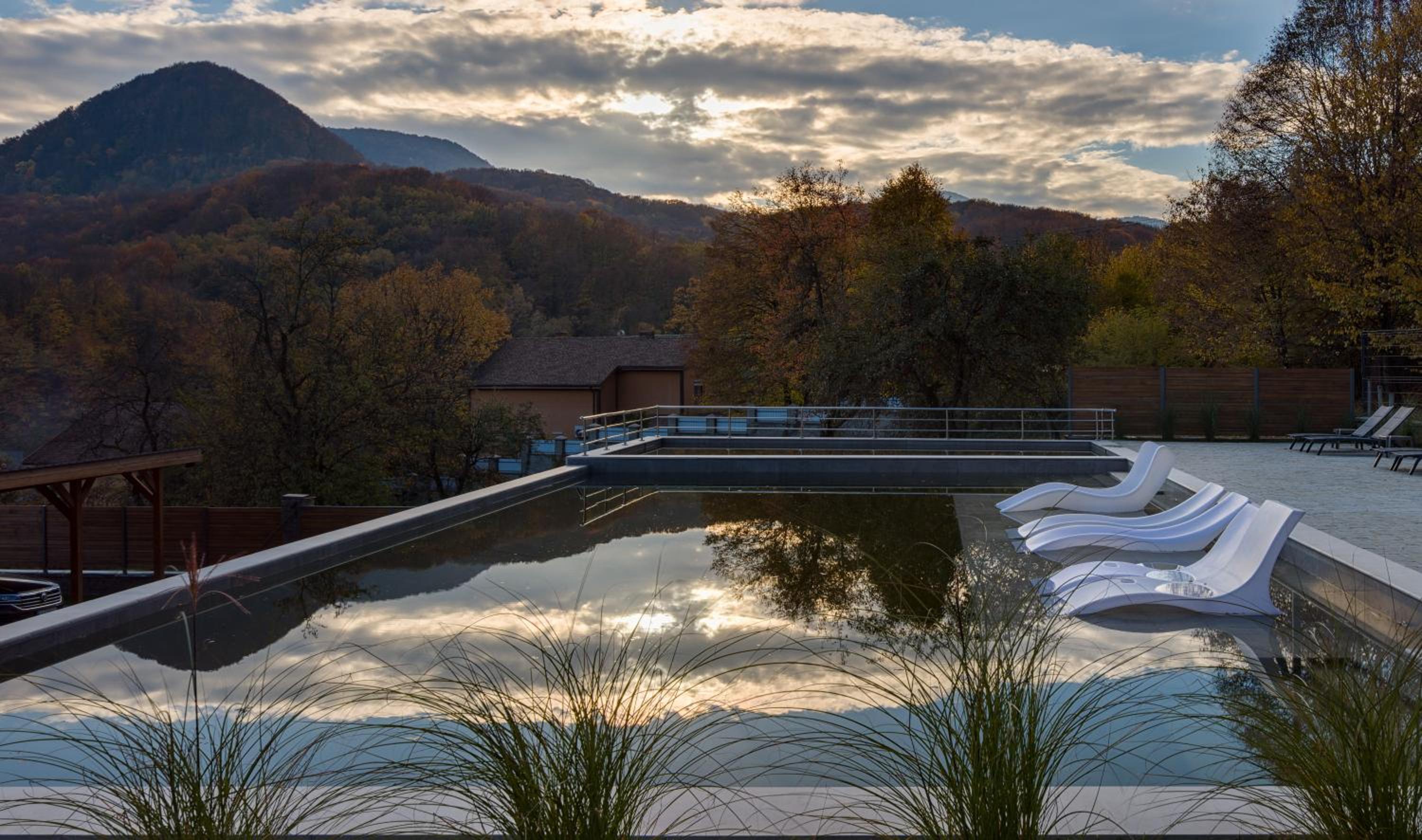 Apartel Villa Shayan