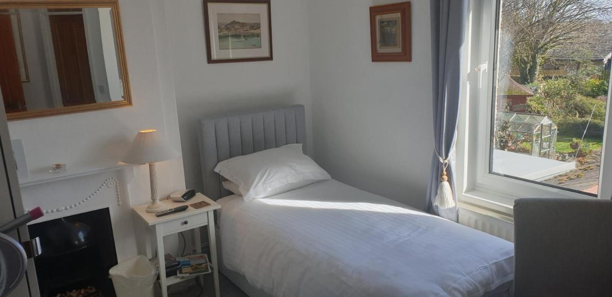 Ugiebrae House Bed & Breakfast