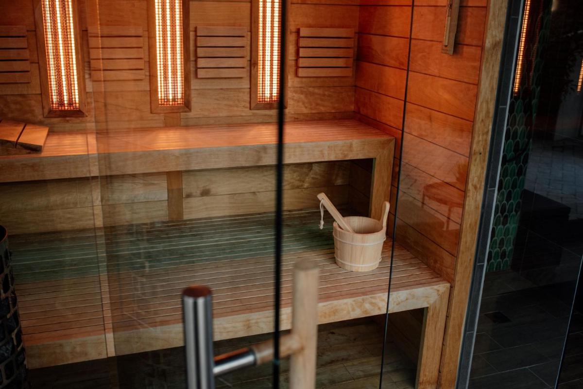 Jacuzzi