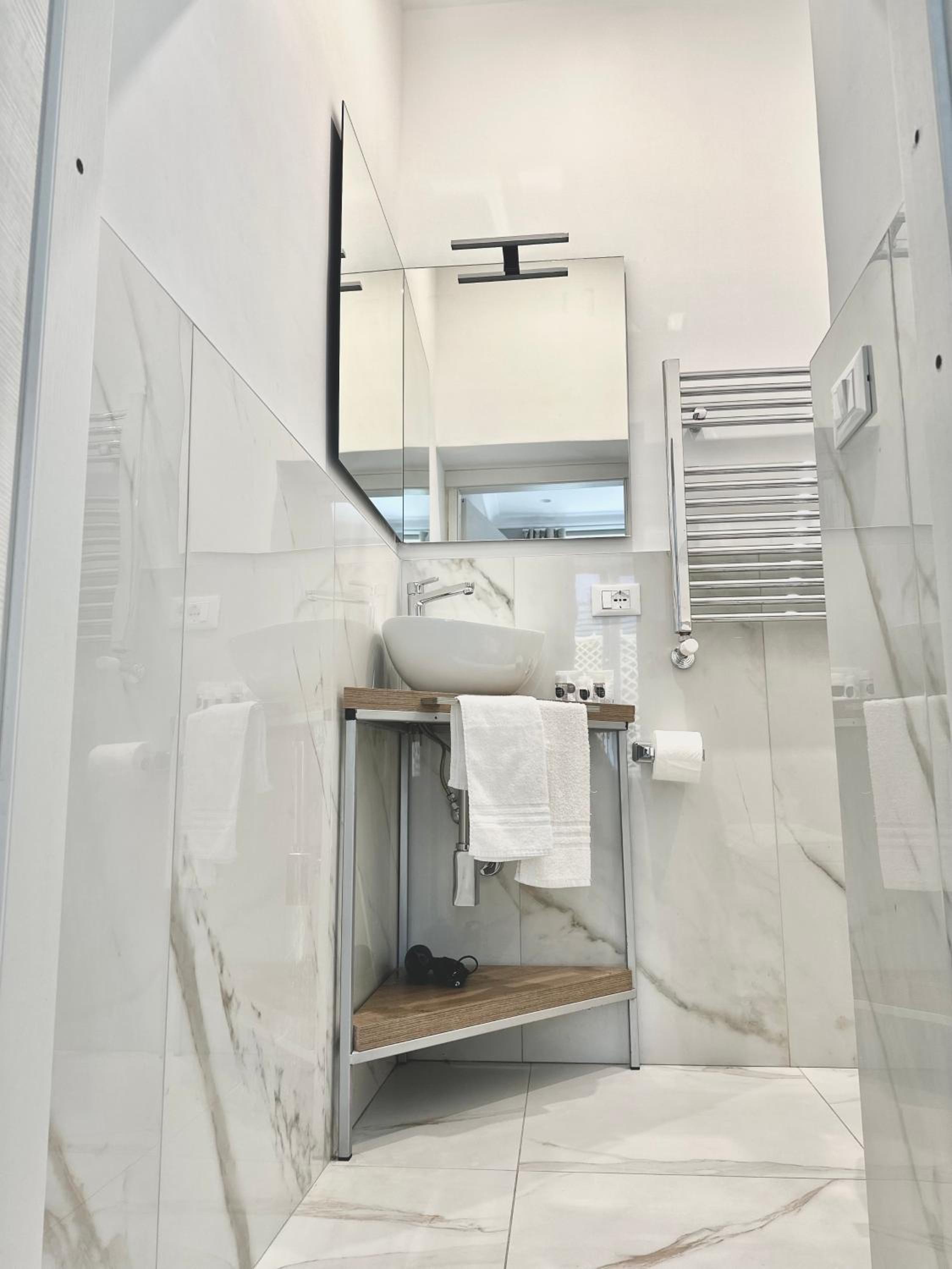AD Suites Tritone