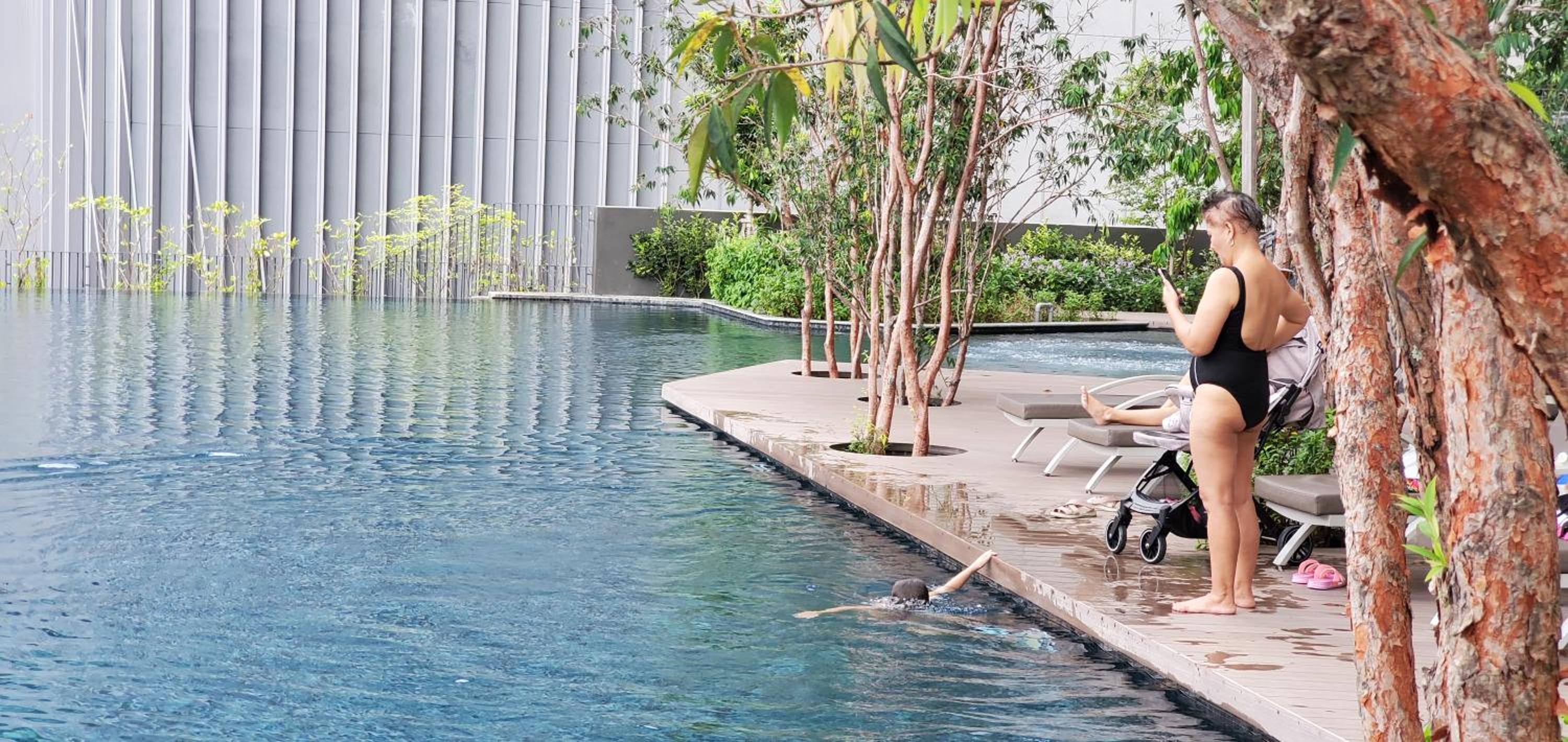 Lucentia Lalaport BBCC, Stuning Infinity Pool