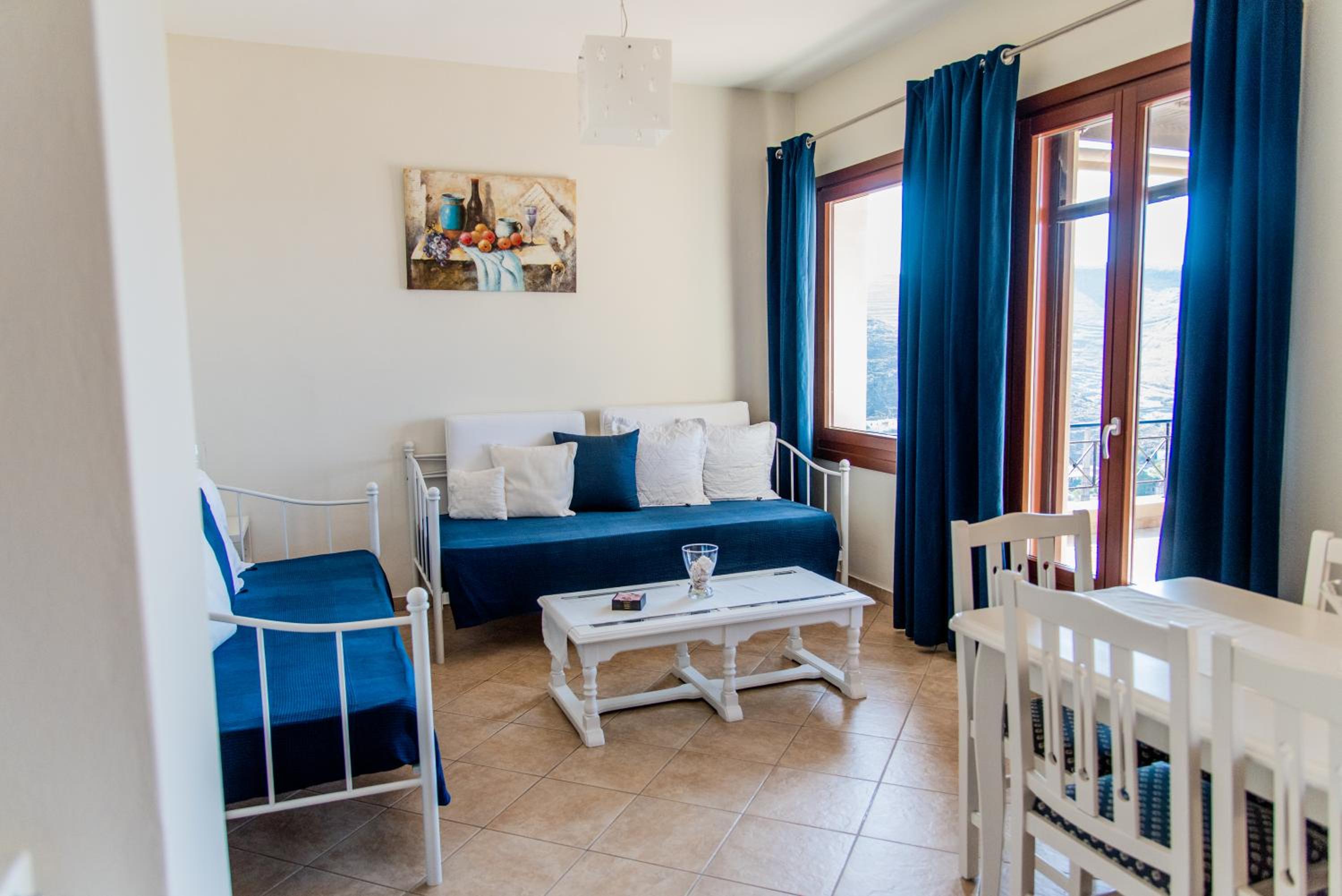 Villa Cavo d' Oro view 3