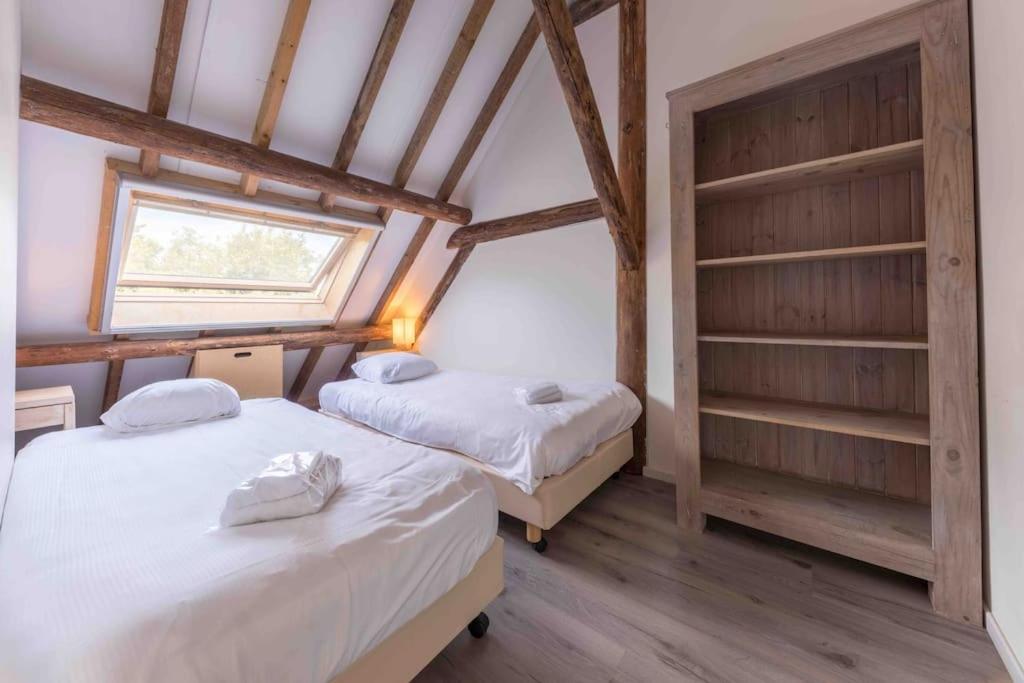 Ballumerhoeve Finn lodge view 5