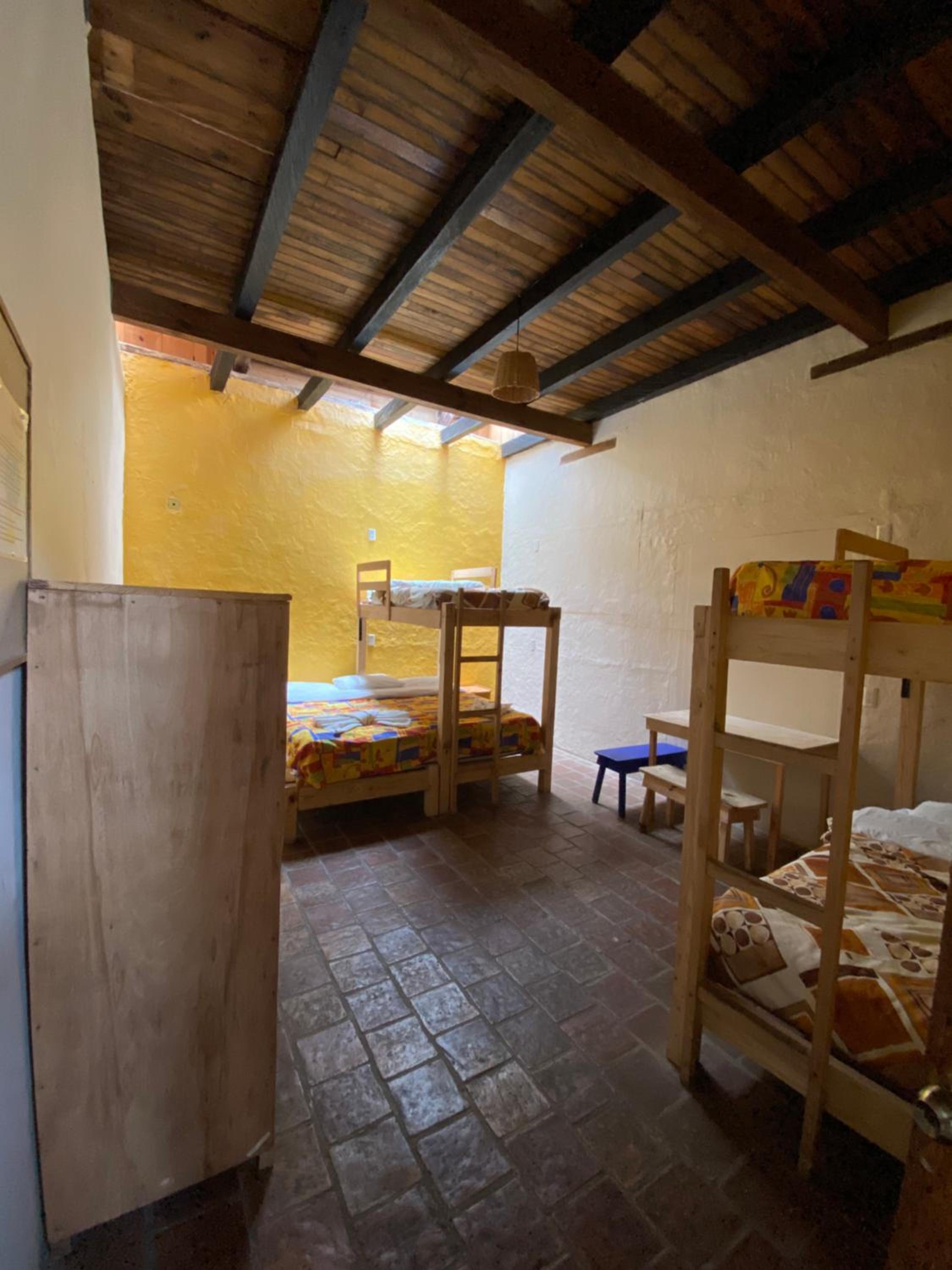 Rossco Hostel & Hotel