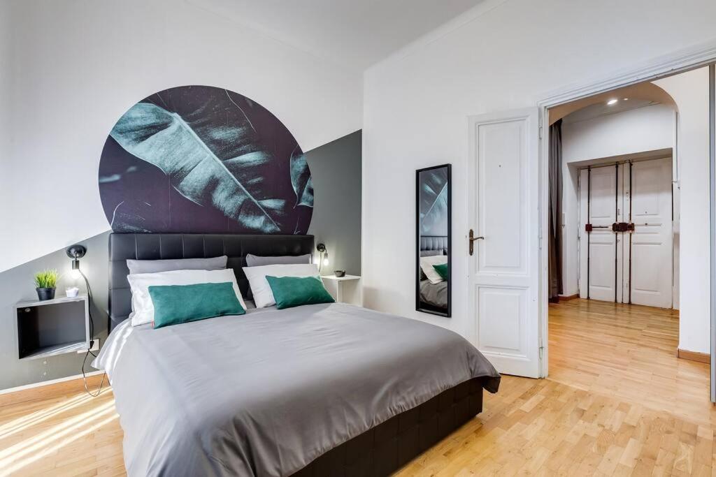 The Great Beauty - 2 double bedrooms & 2 bathrooms