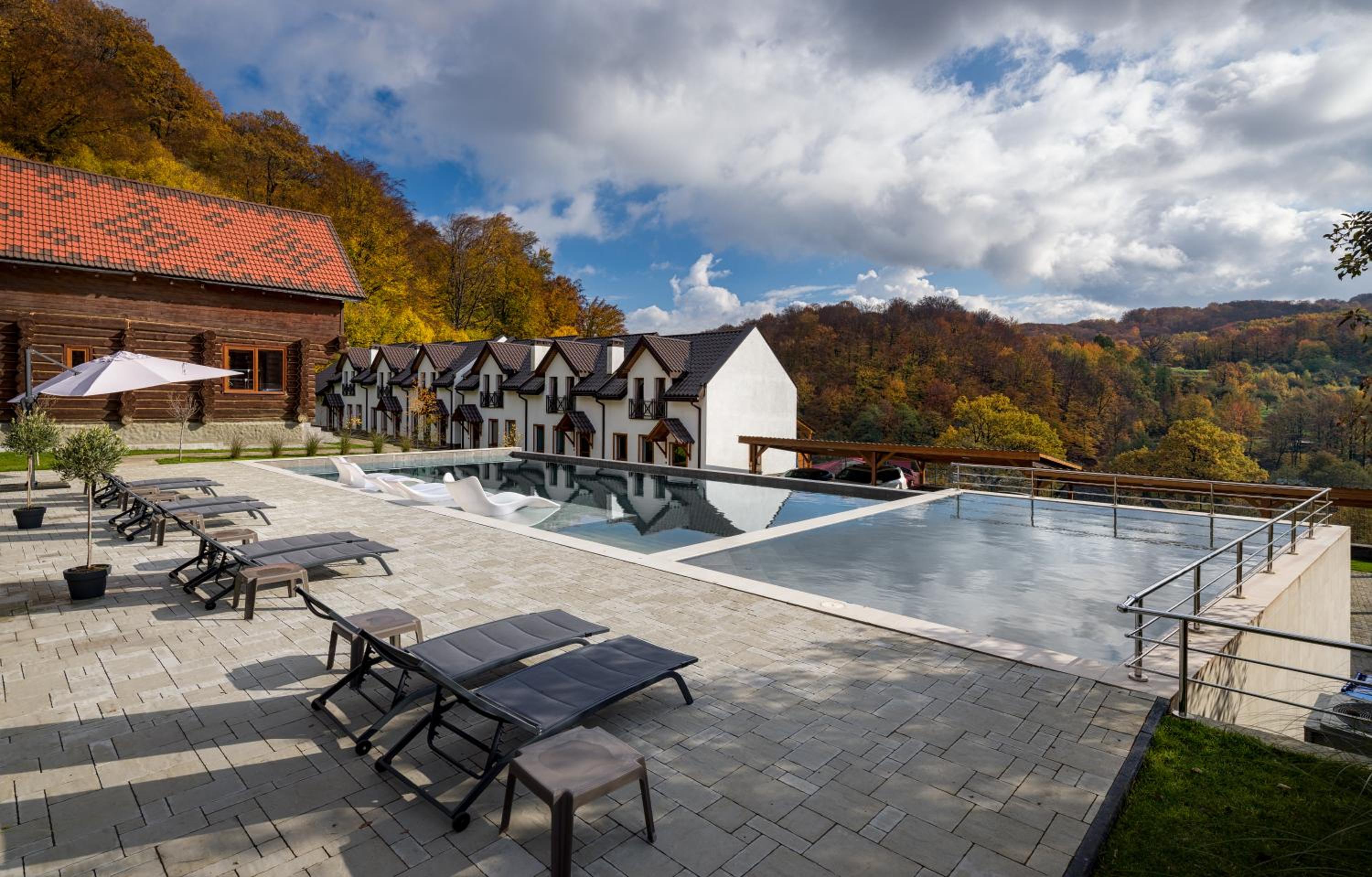 Apartel Villa Shayan