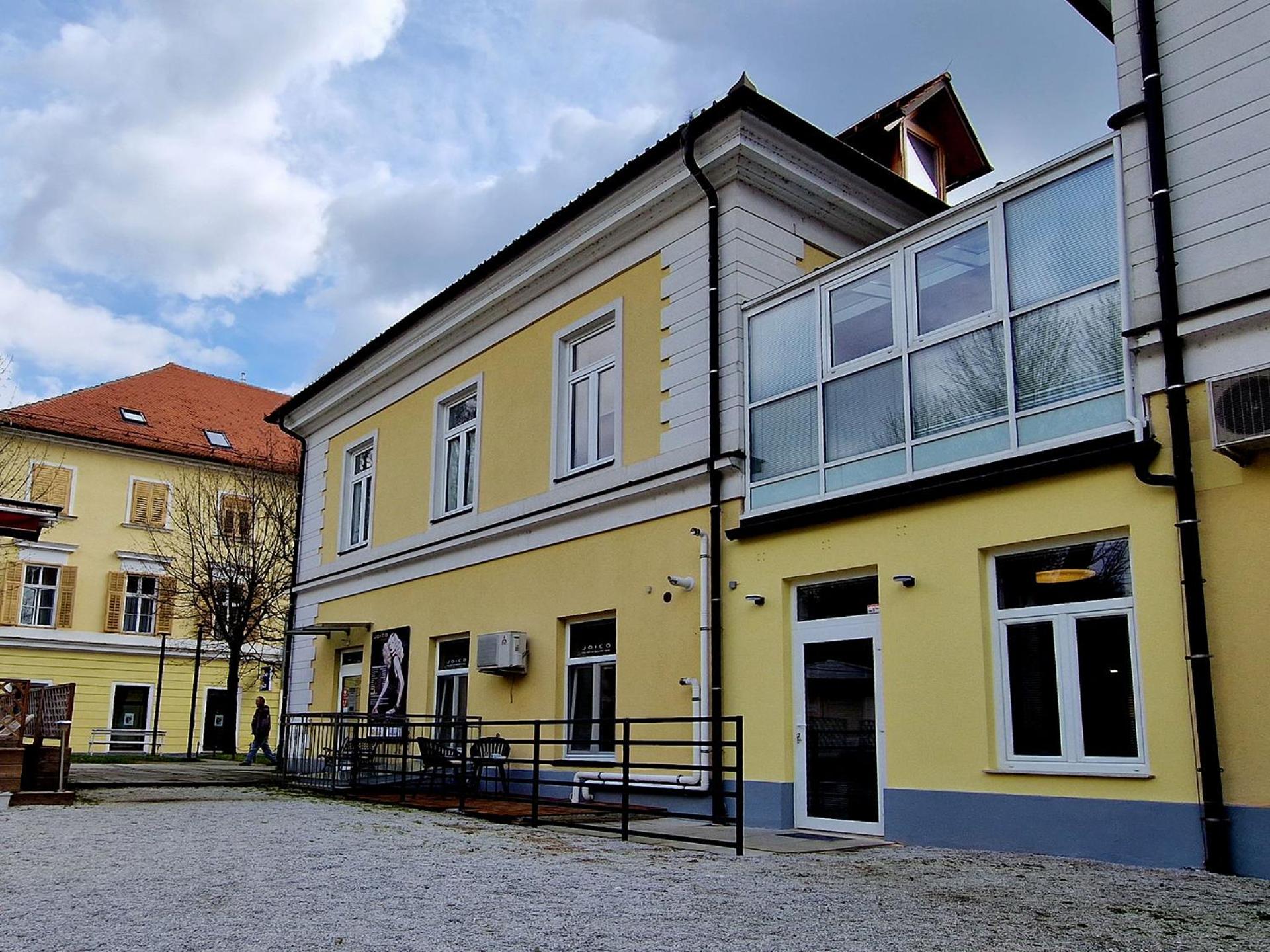 Photo 27