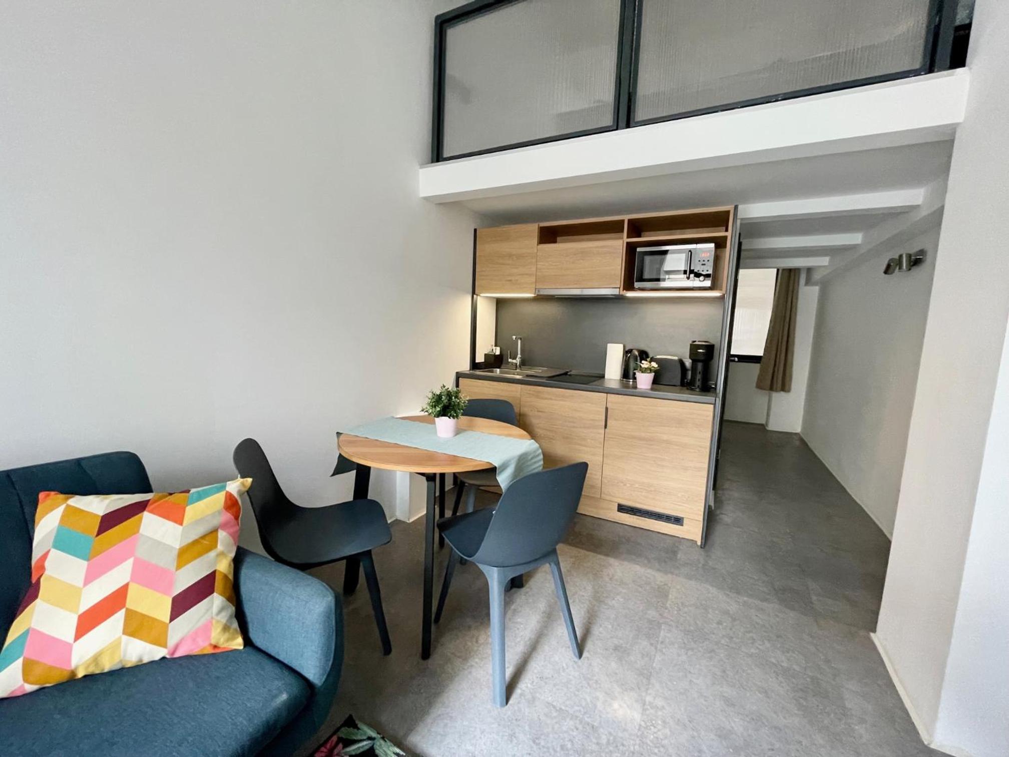 INBP07 Studio Apartment #freeparking view 5
