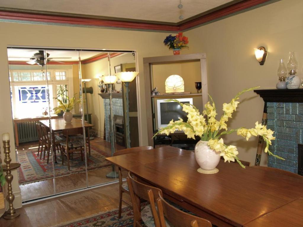 Downtown Bed and Breakfast - Image 5