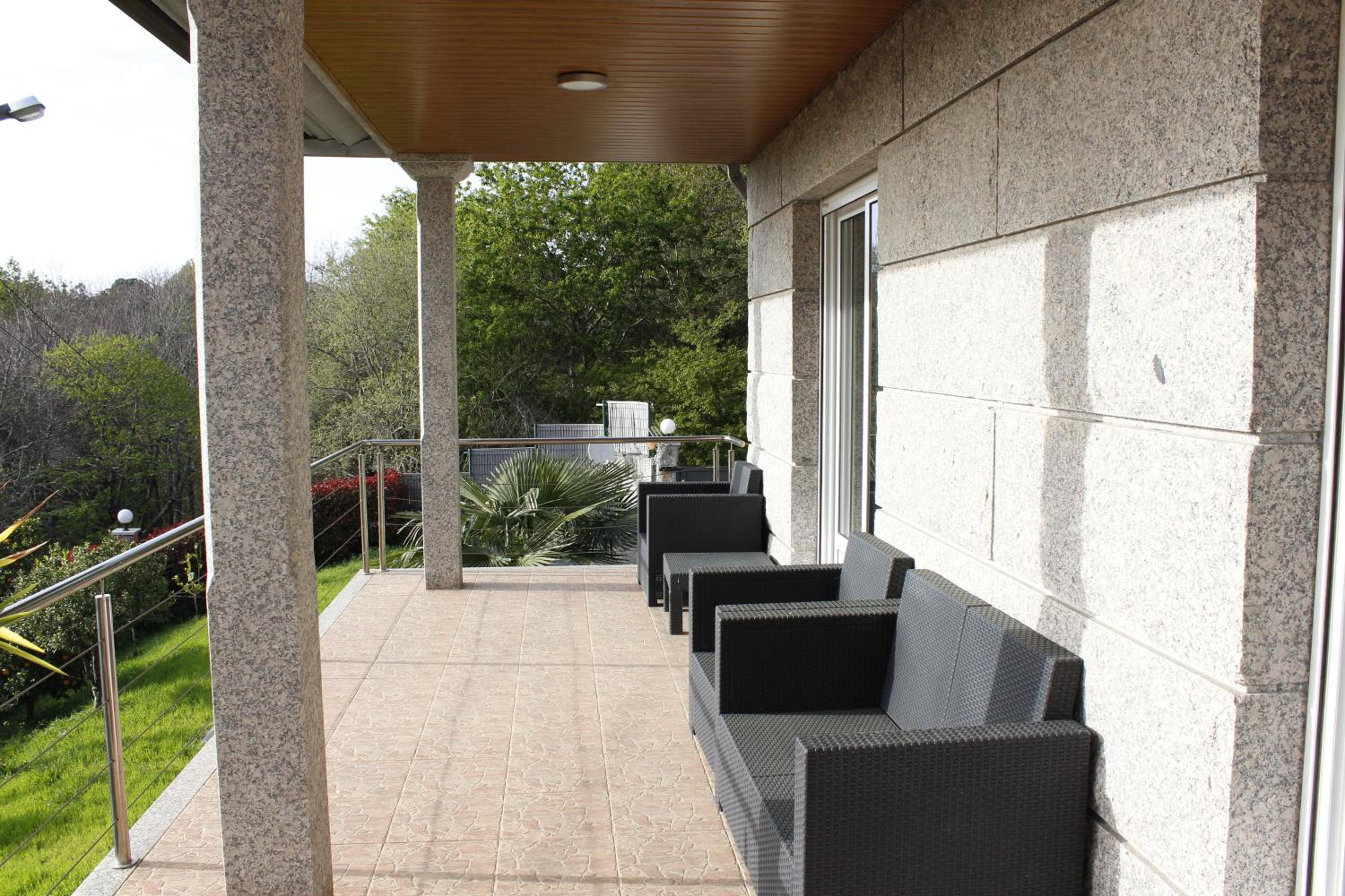 Exclusiva casa con piscina en Gondomar