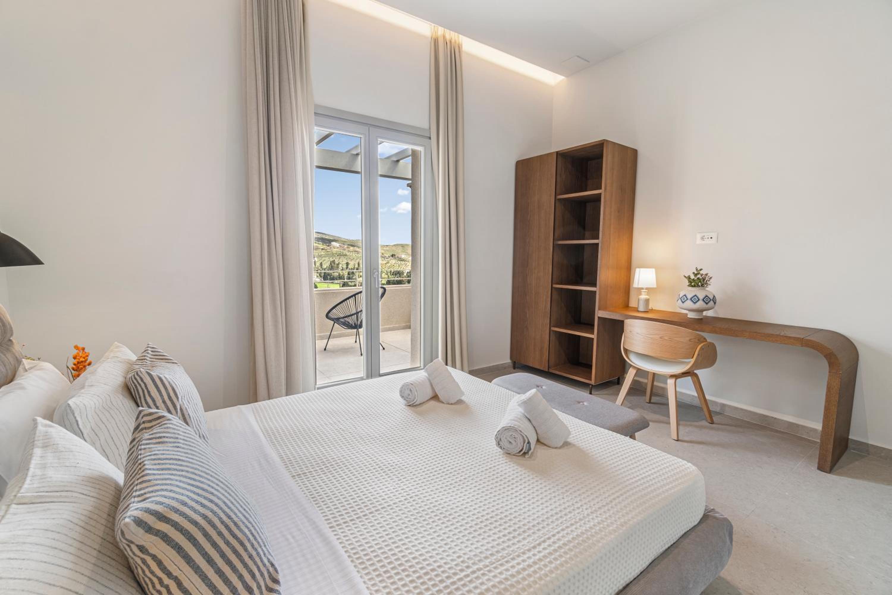 Suite Home Villas with Private Pools by Explore Andros photo 4