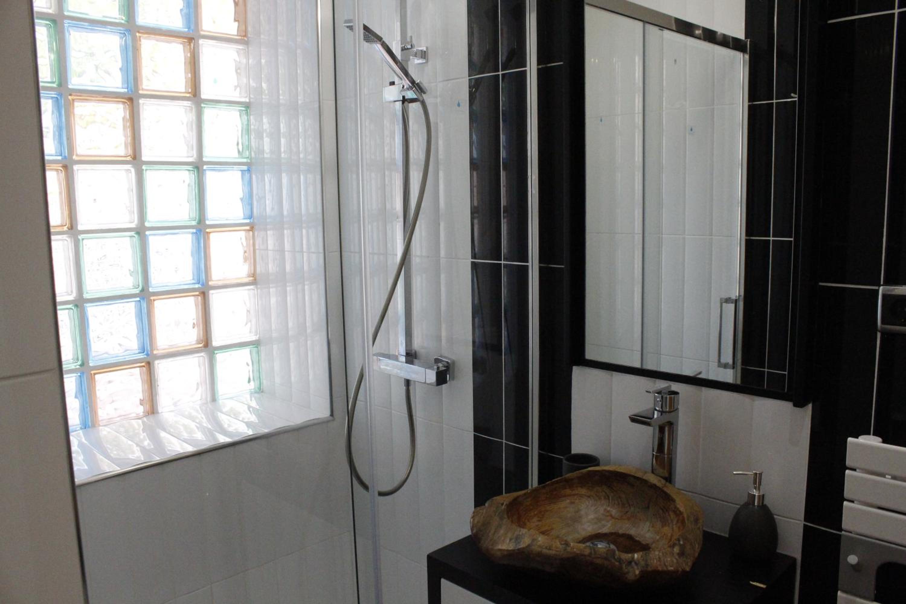 Exclusiva casa con piscina en Gondomar