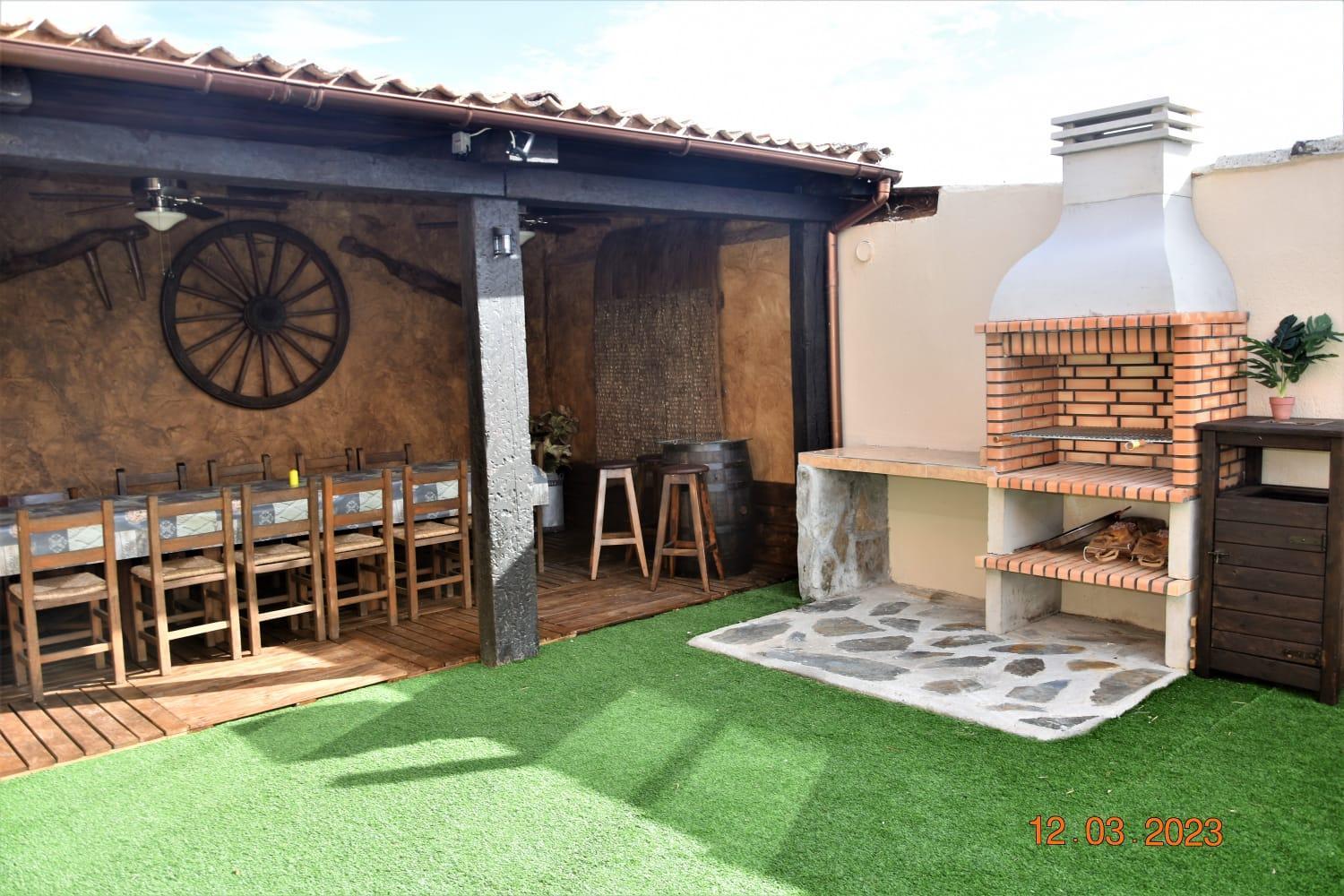 casa rural valderaduey