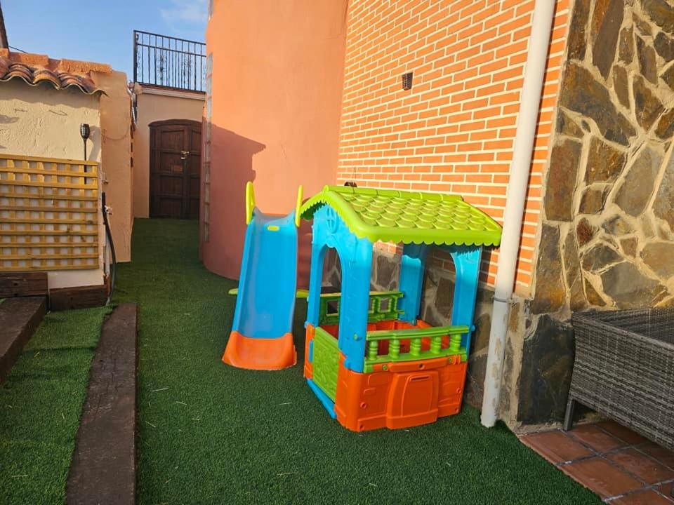 casa rural valderaduey