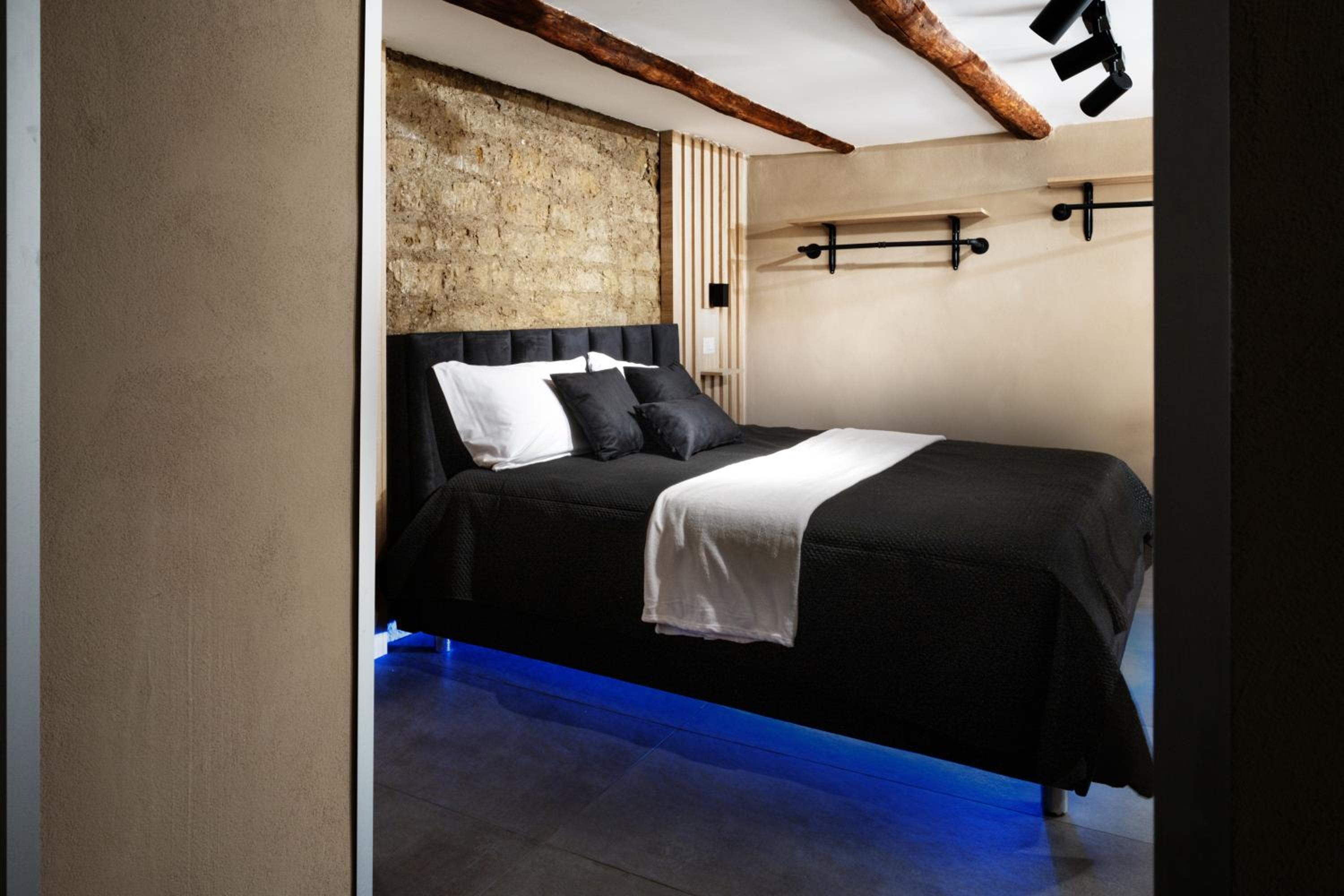 Pendino Rooms