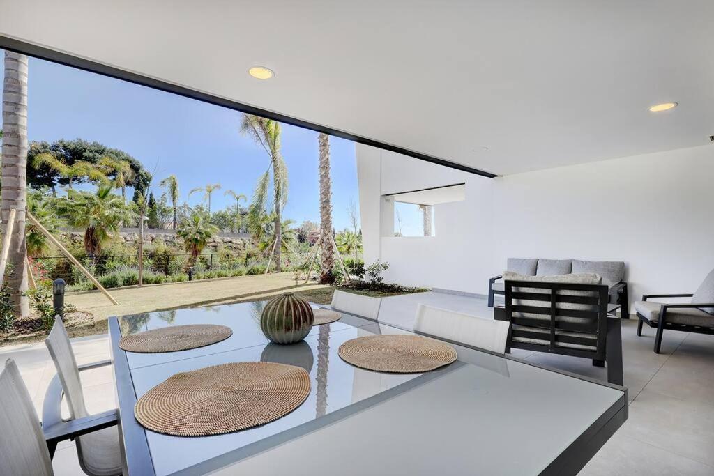 Ground Floor, 2 bedroom Apartment @ Estepona Hills view 2