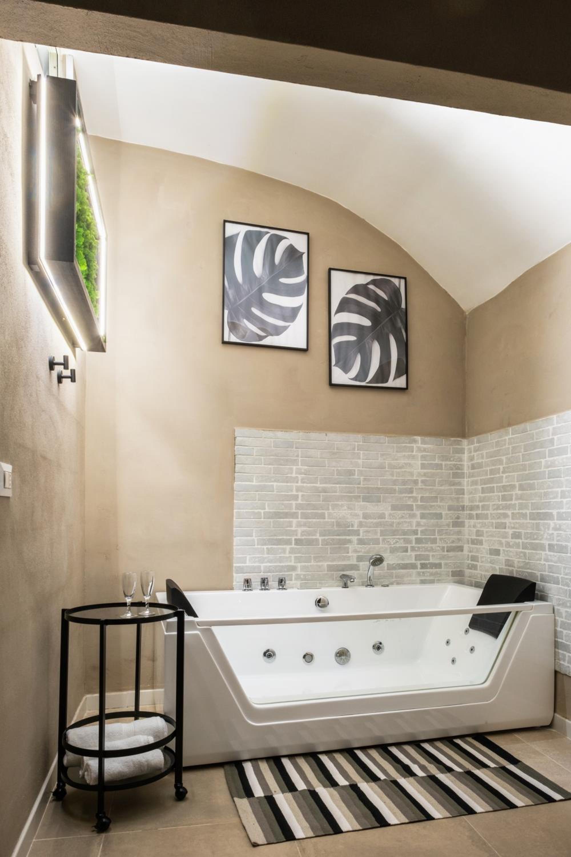 Pendino Rooms