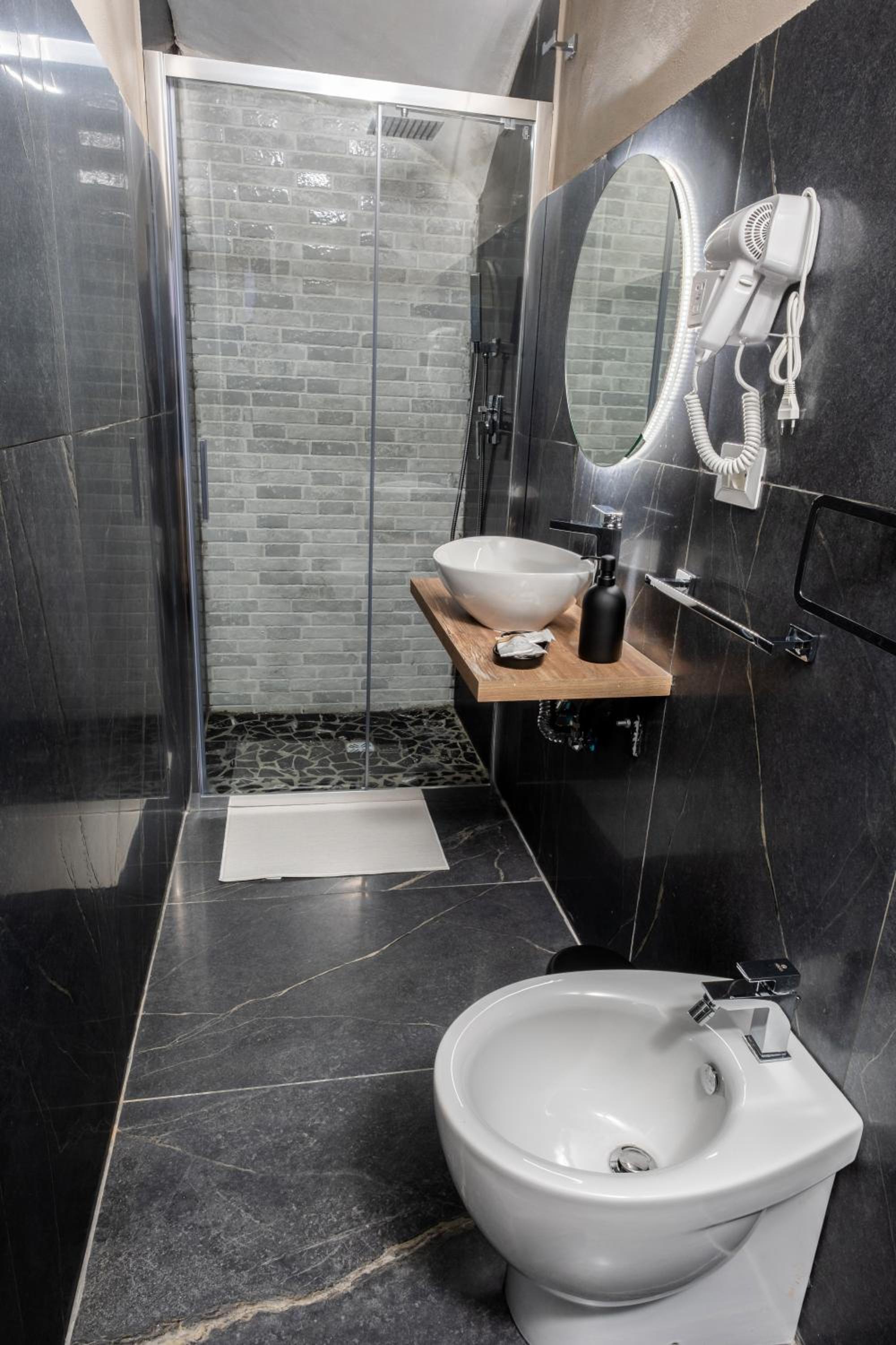 Pendino Rooms