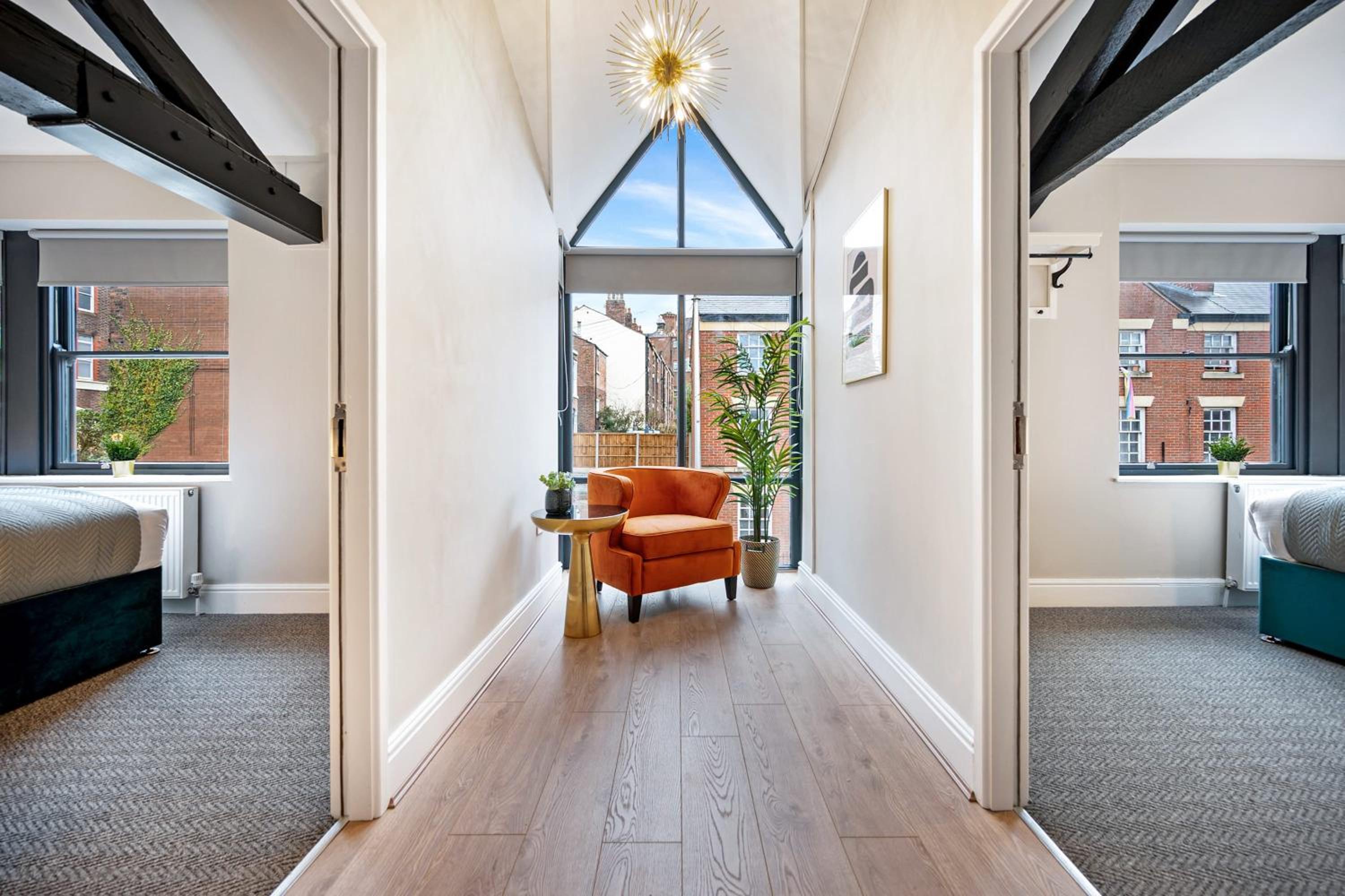 Host & Stay - The Coachouse at Pilgrim St view 4