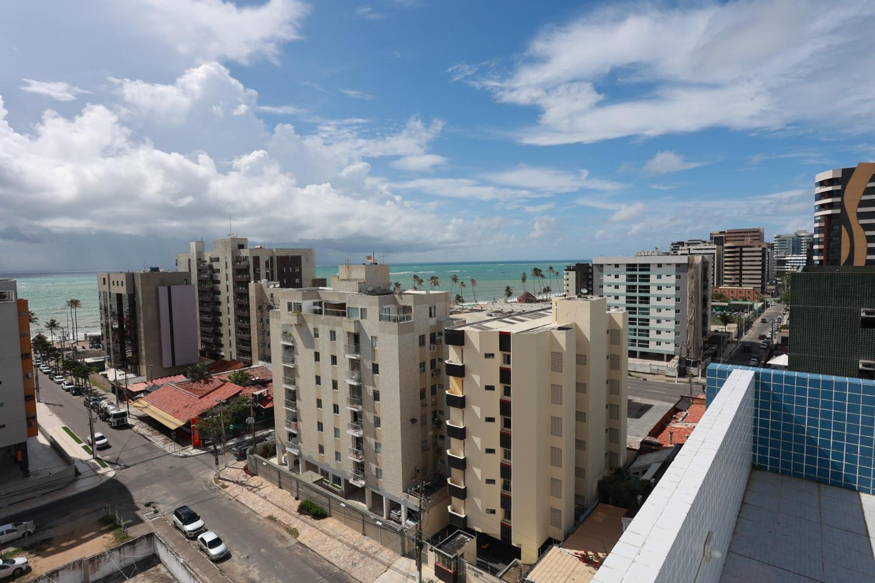 Maceió Férias - Apto completo e climatizado a 100m praia