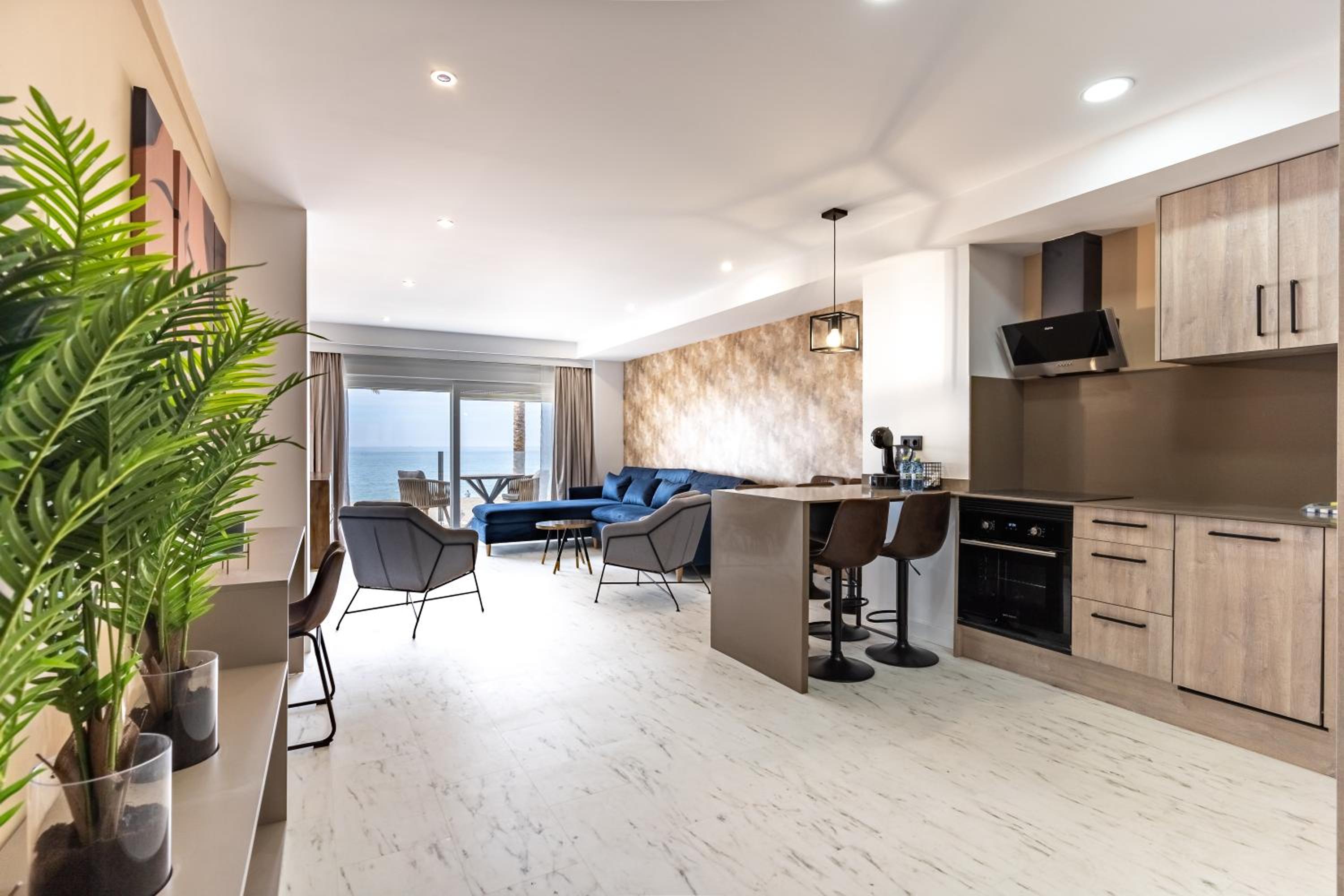Apartaments Paseo Marítimo by Expoholidays