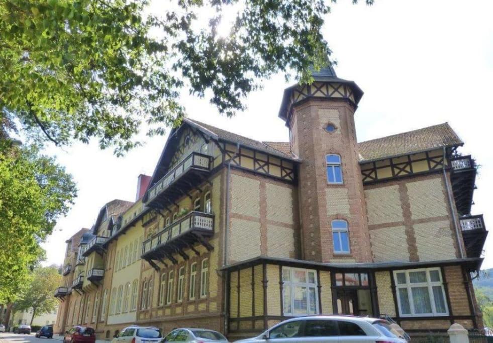 Kleiner Saal im Villenviertel