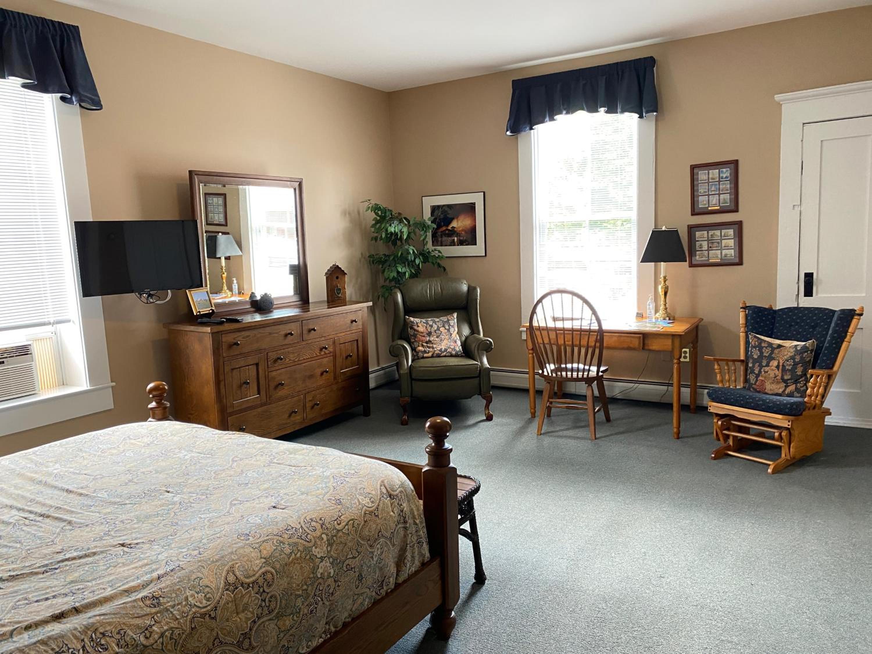 Bristol Suites