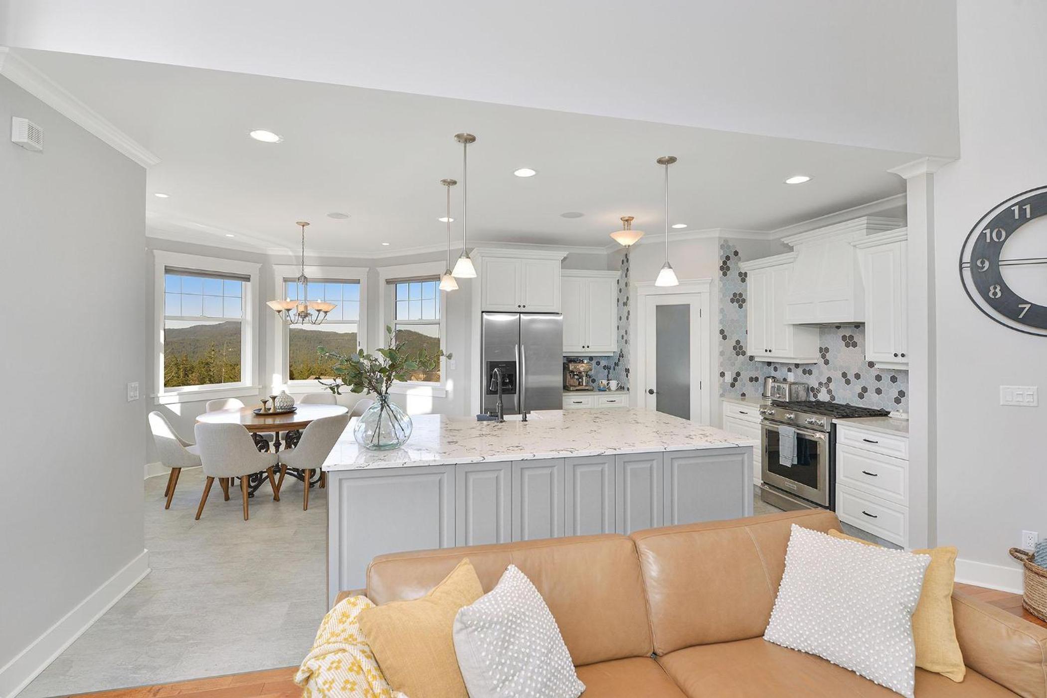 Mount Finlayson View Villa by EMR Vacation Rentals