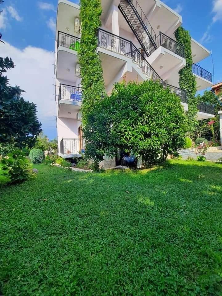 GREEN Apartments