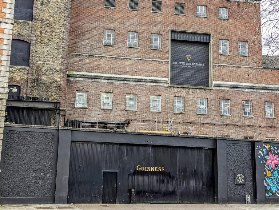 Central Dublin Apartment Near Guinness & Heuston Station