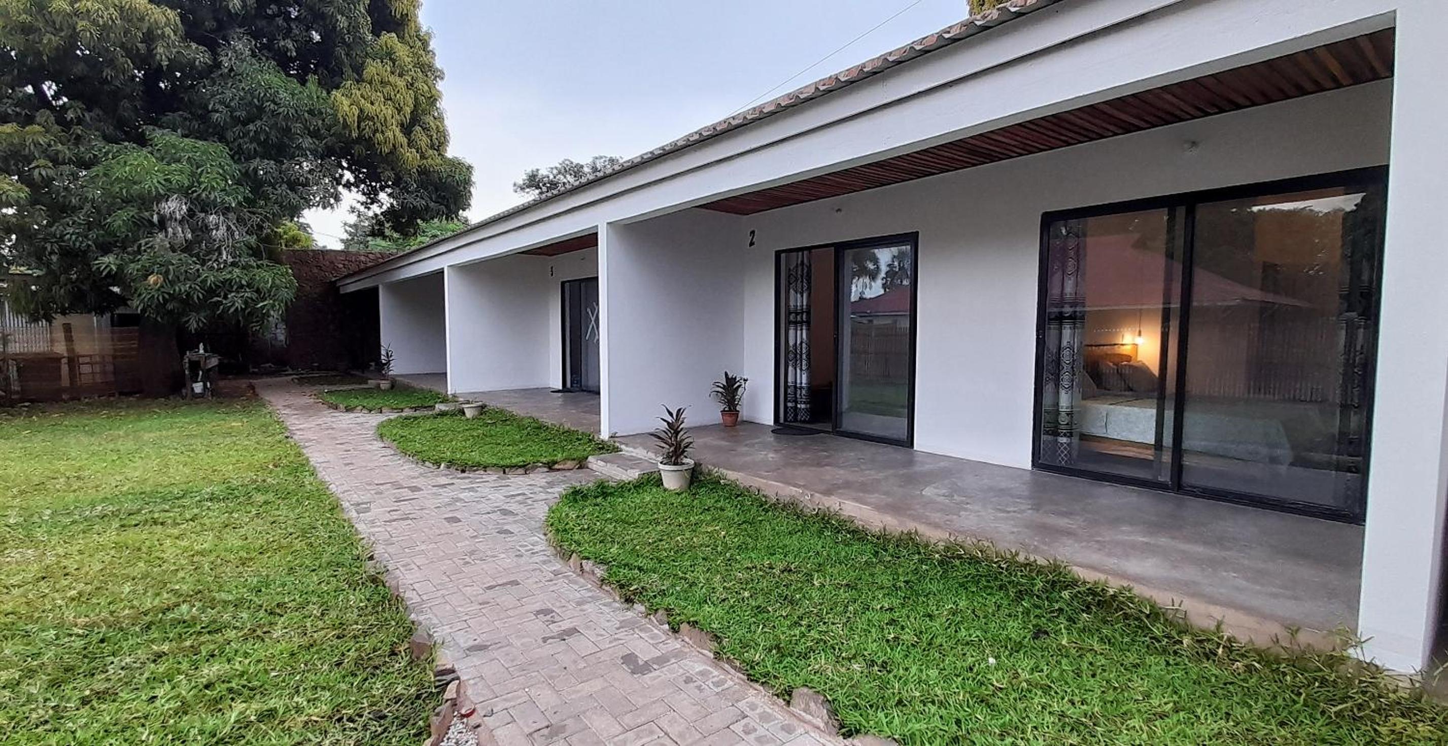 Savanna Tree Apartments - self catering town center