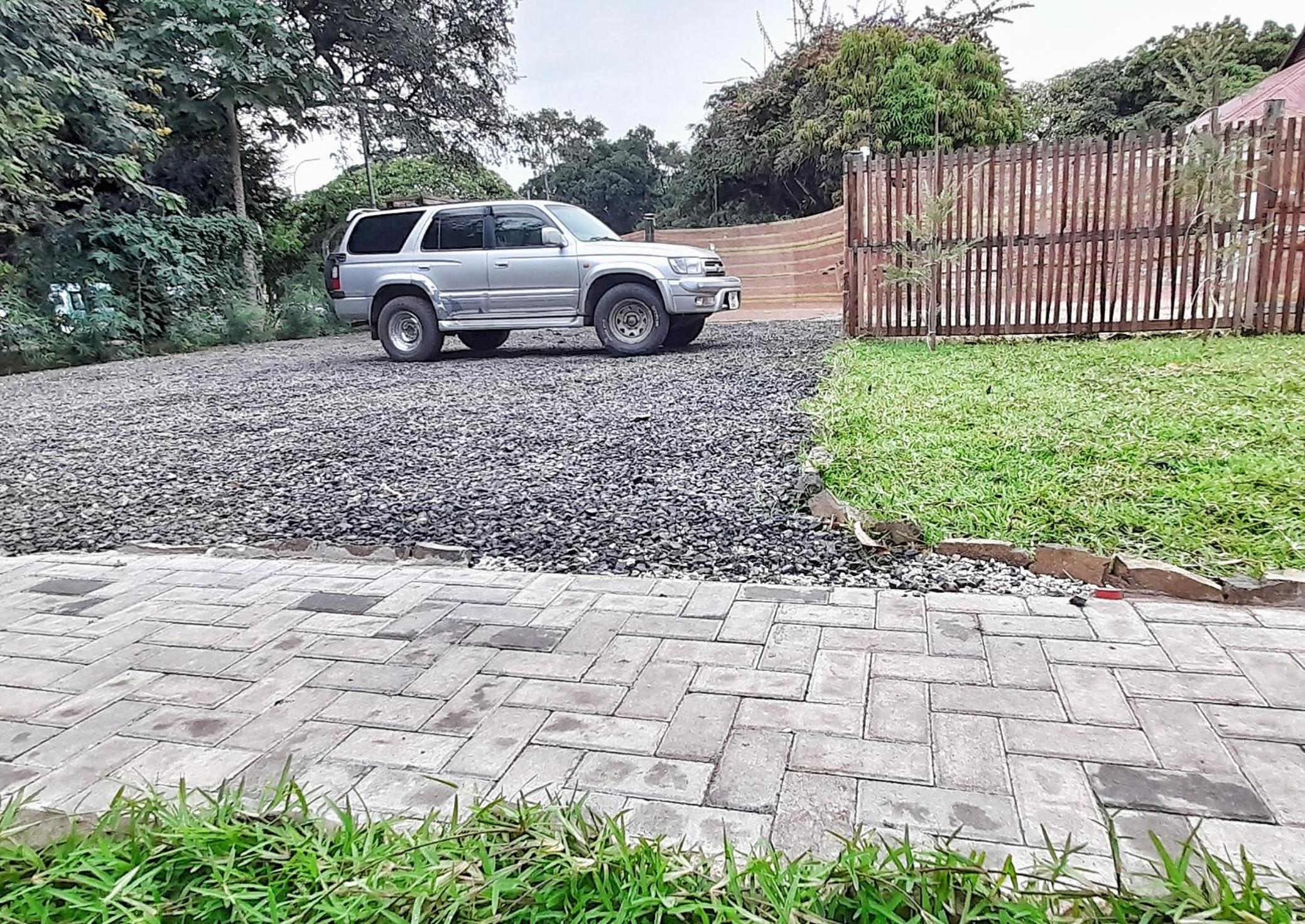 Savanna Tree Apartments - self catering town center
