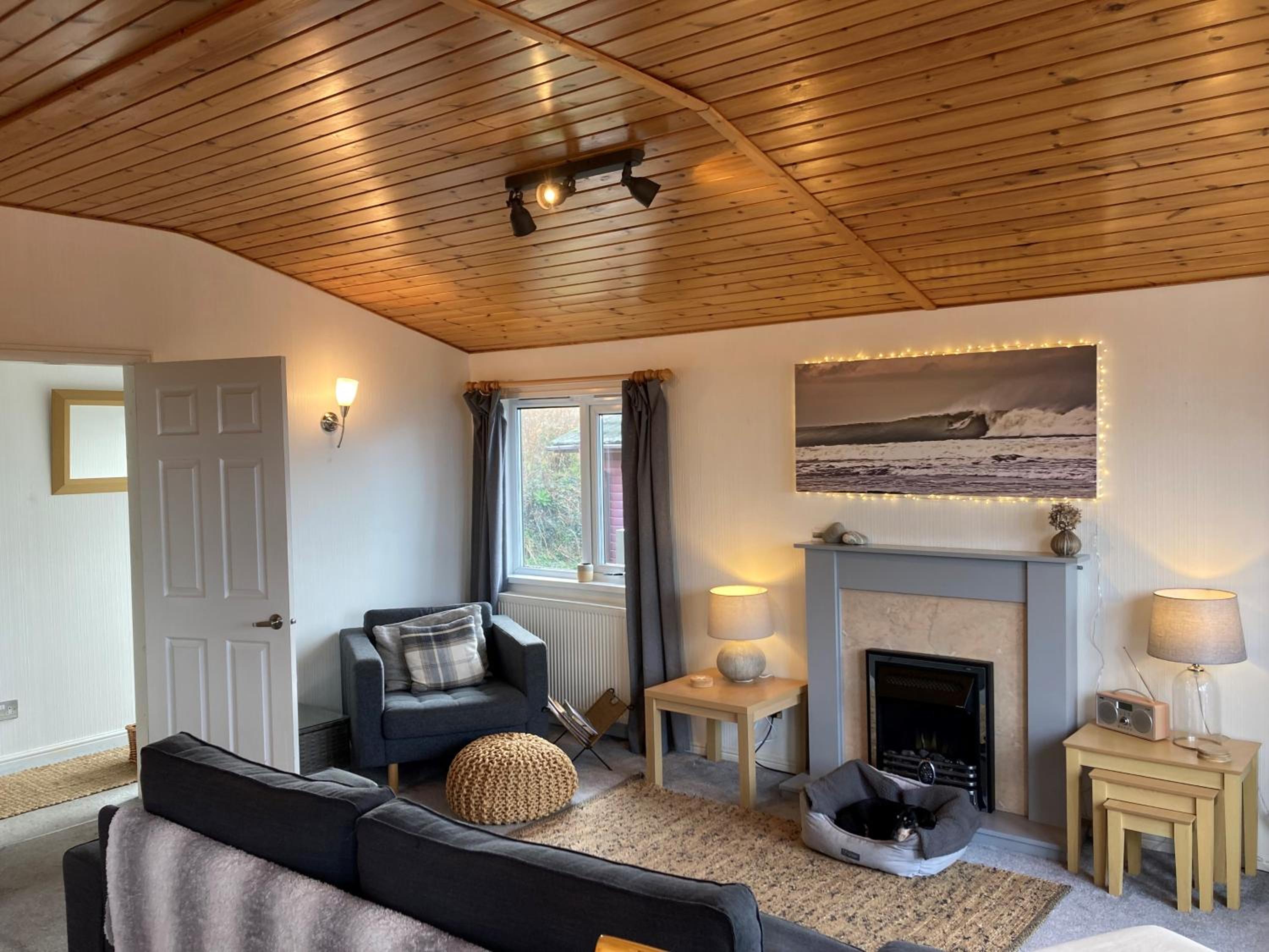 Beautiful Lodge Retreat - 3 Bedrooms - Sleeps 6 view 4