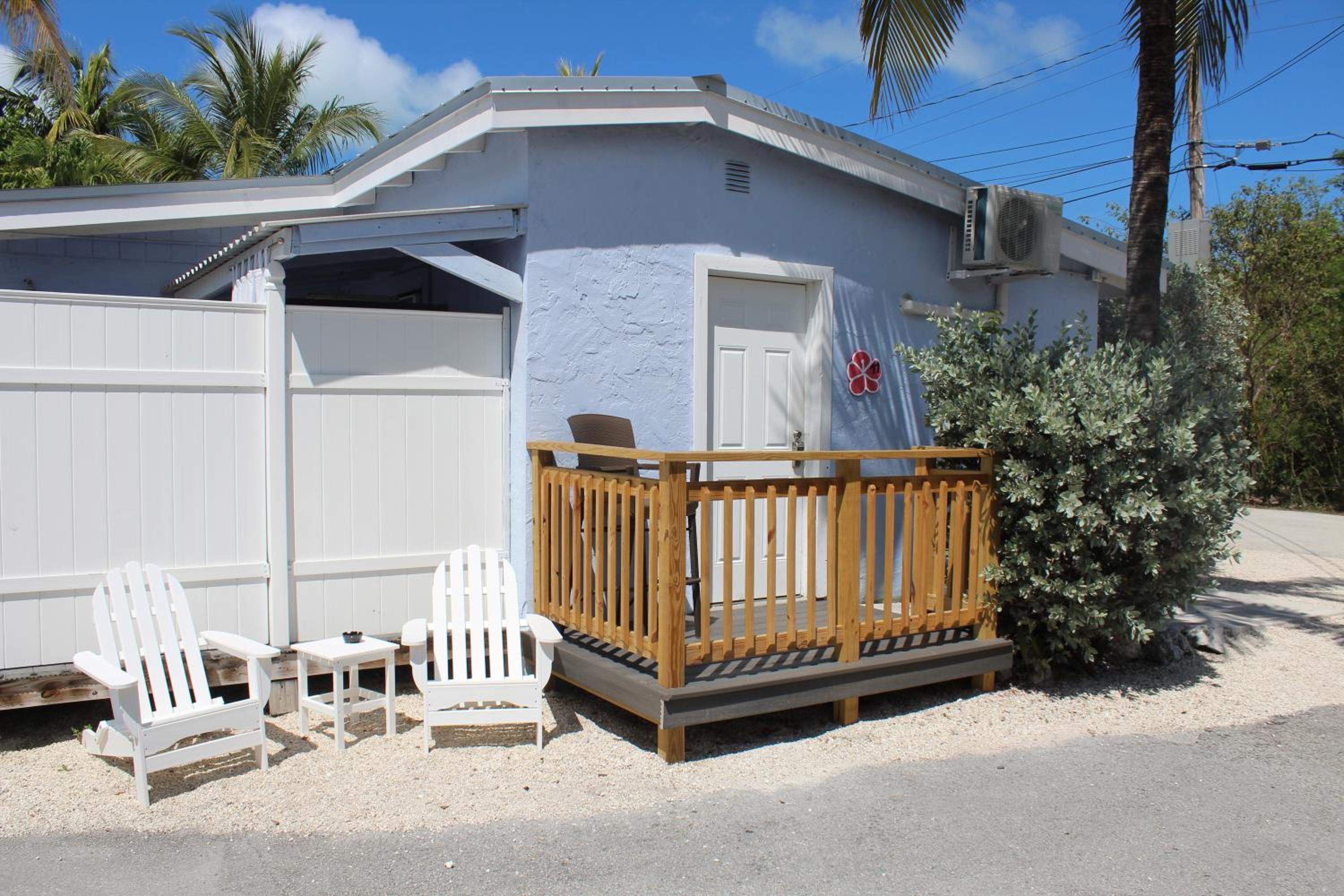 Tropical Cottages