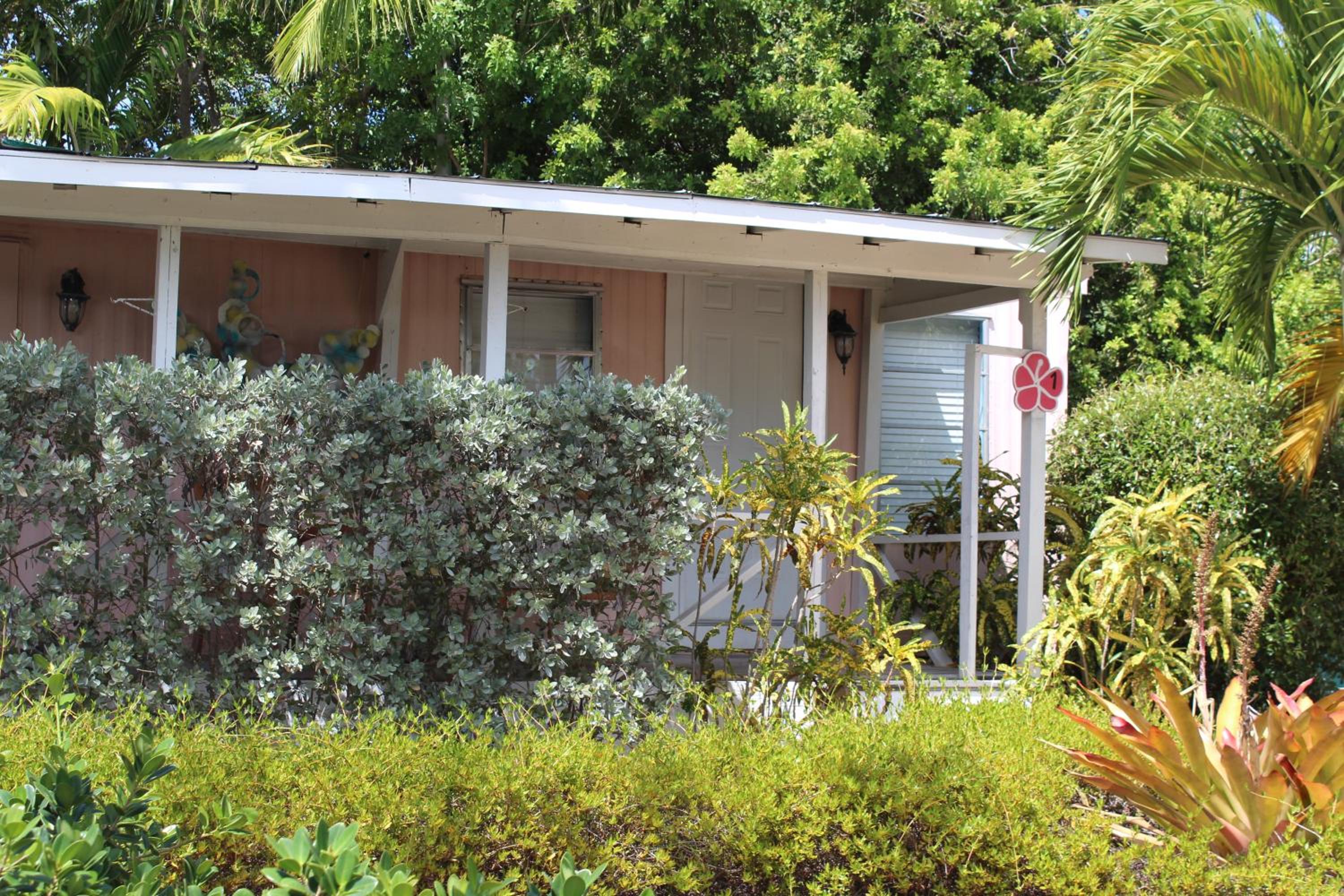 Tropical Cottages
