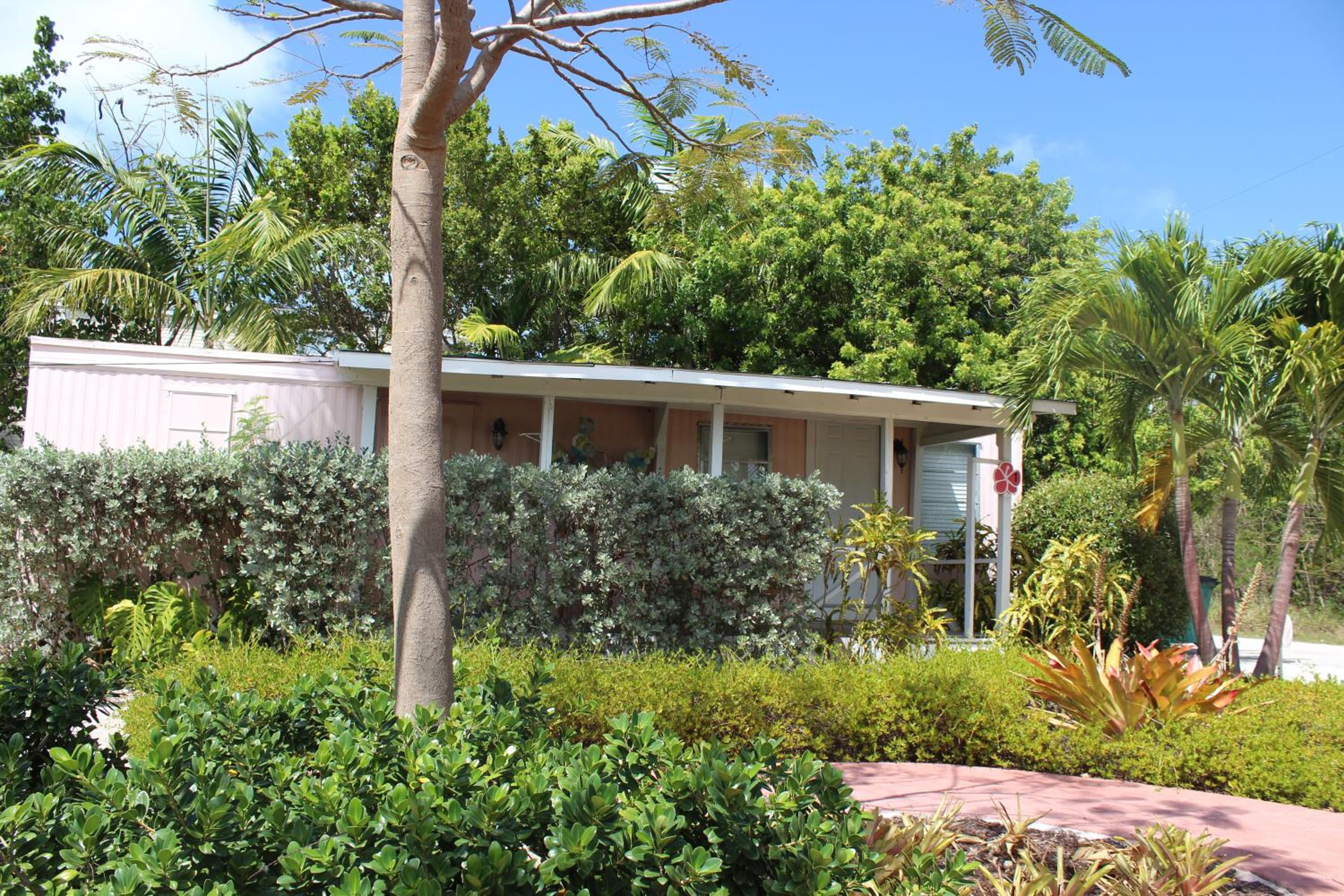 Tropical Cottages