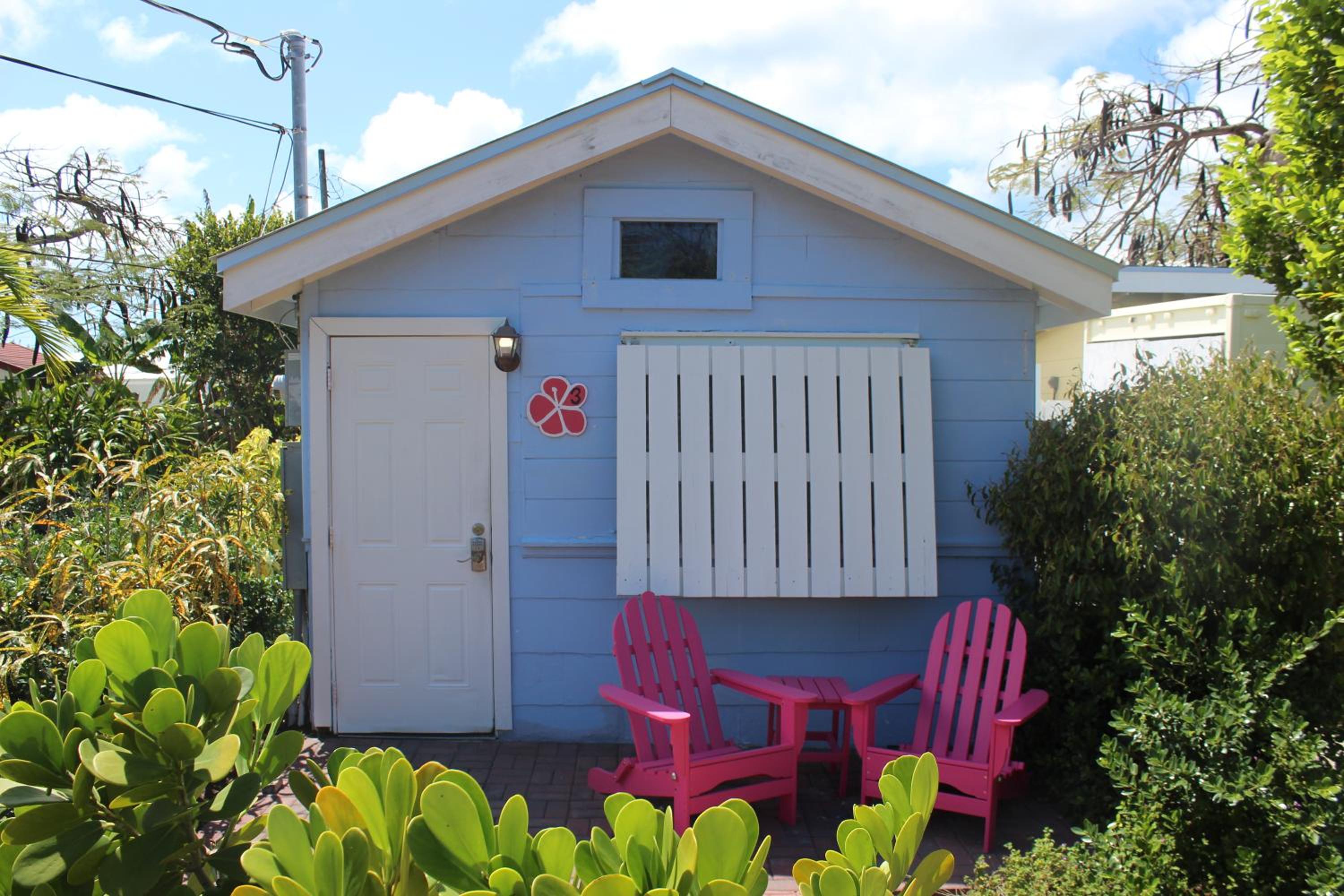 Tropical Cottages