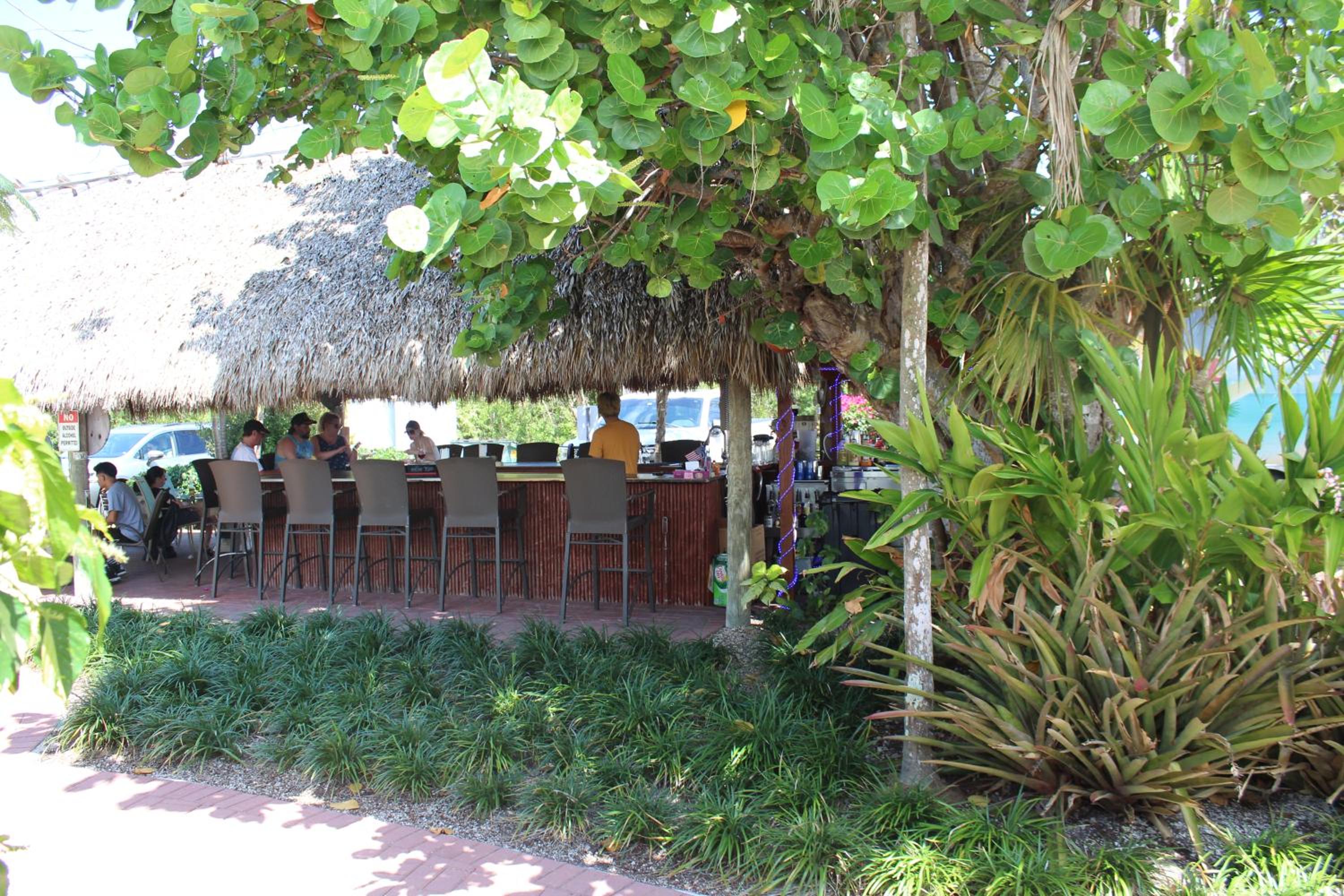 Tropical Cottages