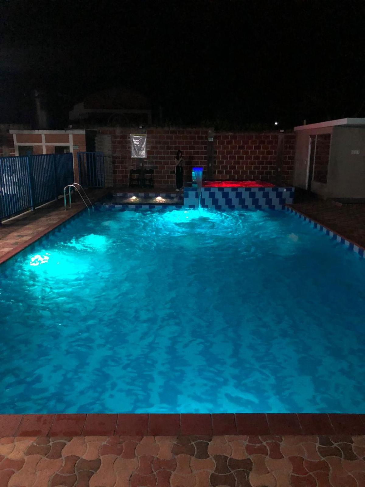 Cabaña y apartamentos