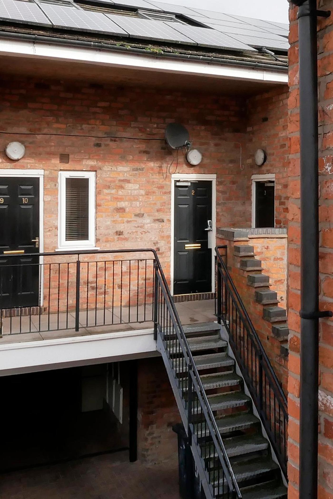 Crewe Short Lets 2 Victoria Court, Crewe