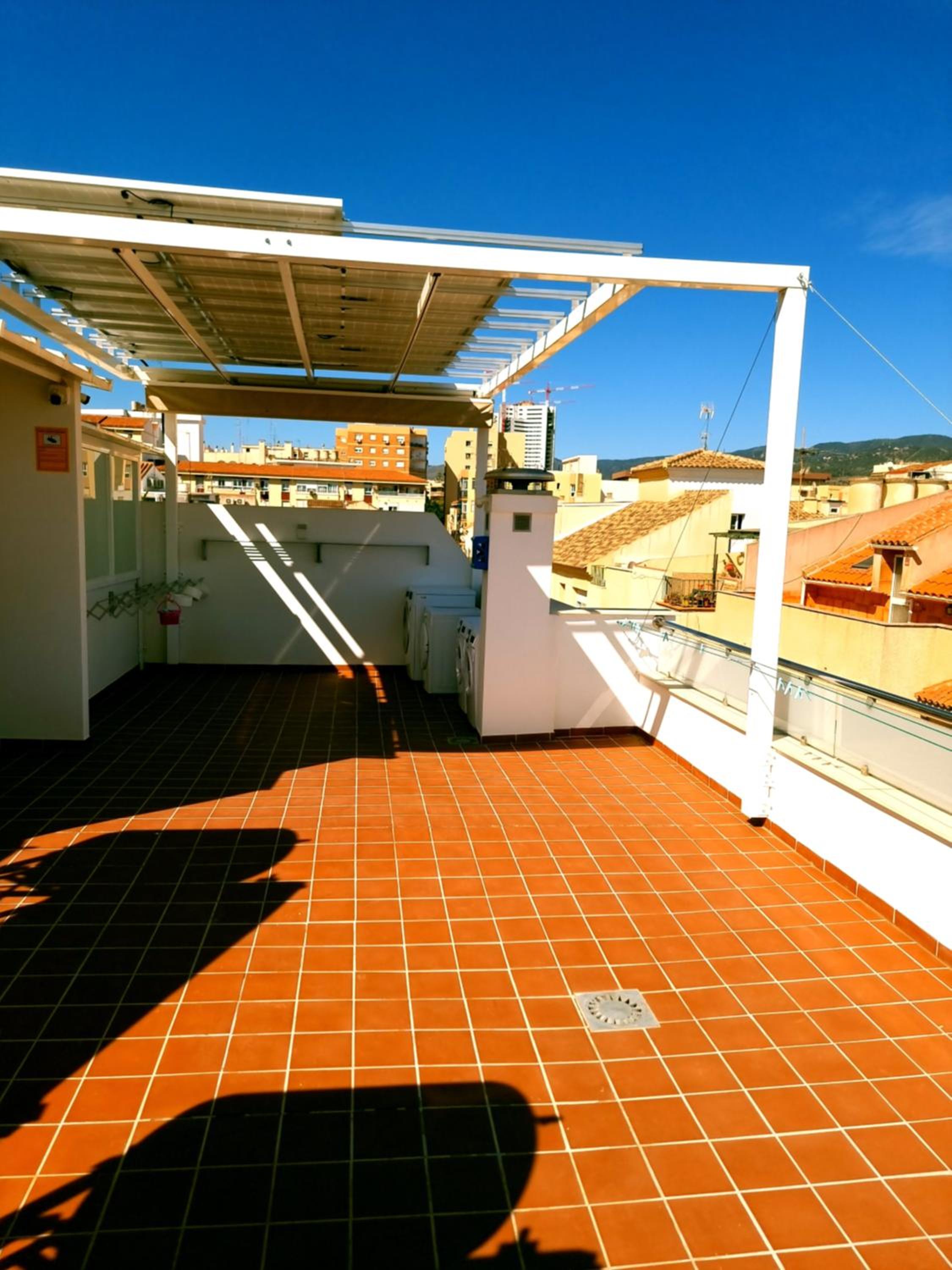 APARTAMENTOS ELEMAR free luggage storage