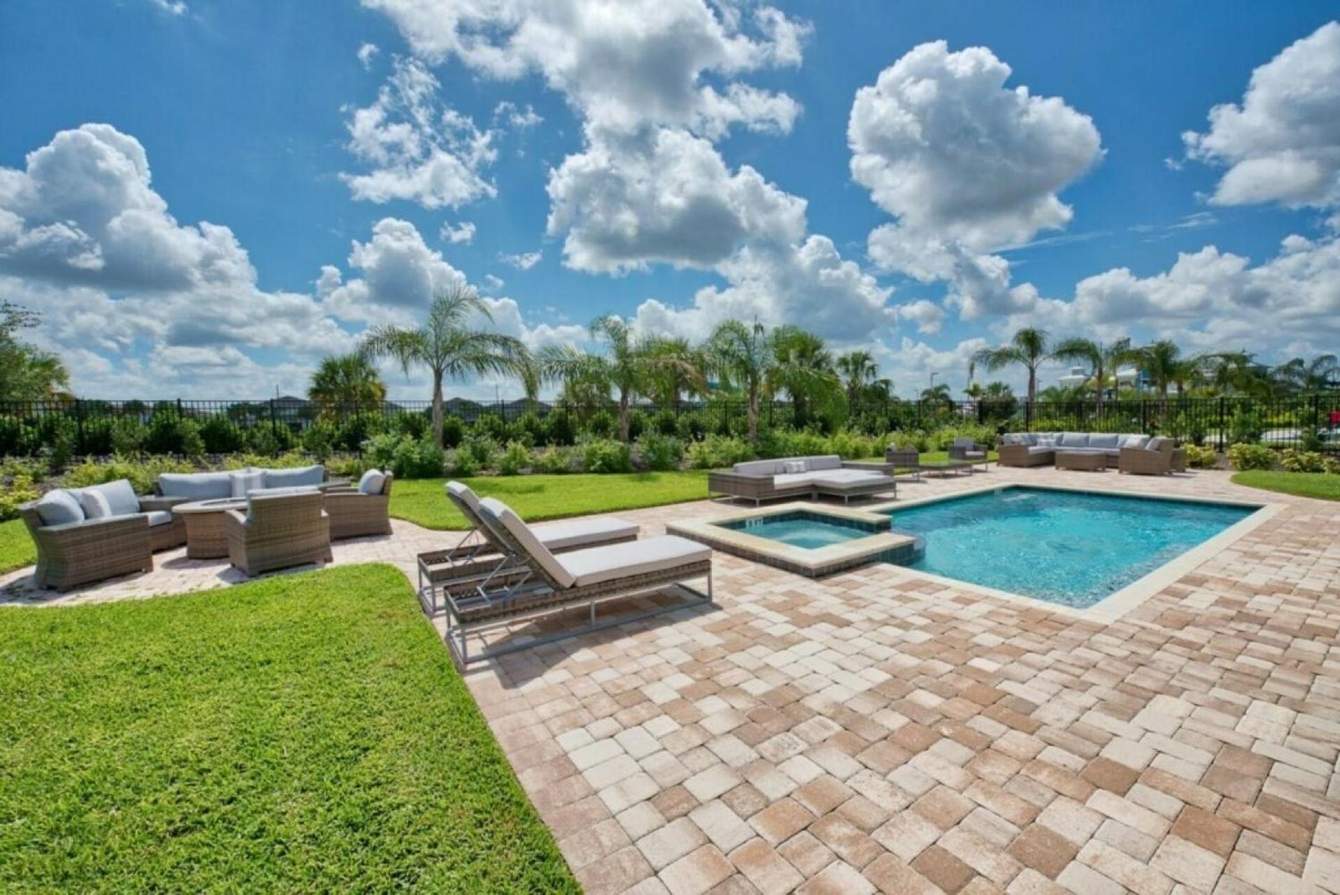 Luxury Private Pool Spa Game Room - Near Disney
