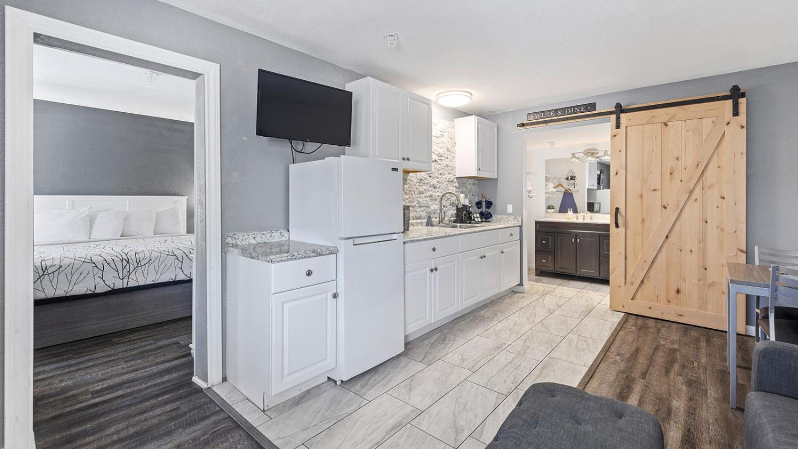 Prescott Valley Vacations - GreenTree Inn Prescott Valley - Property Image 26