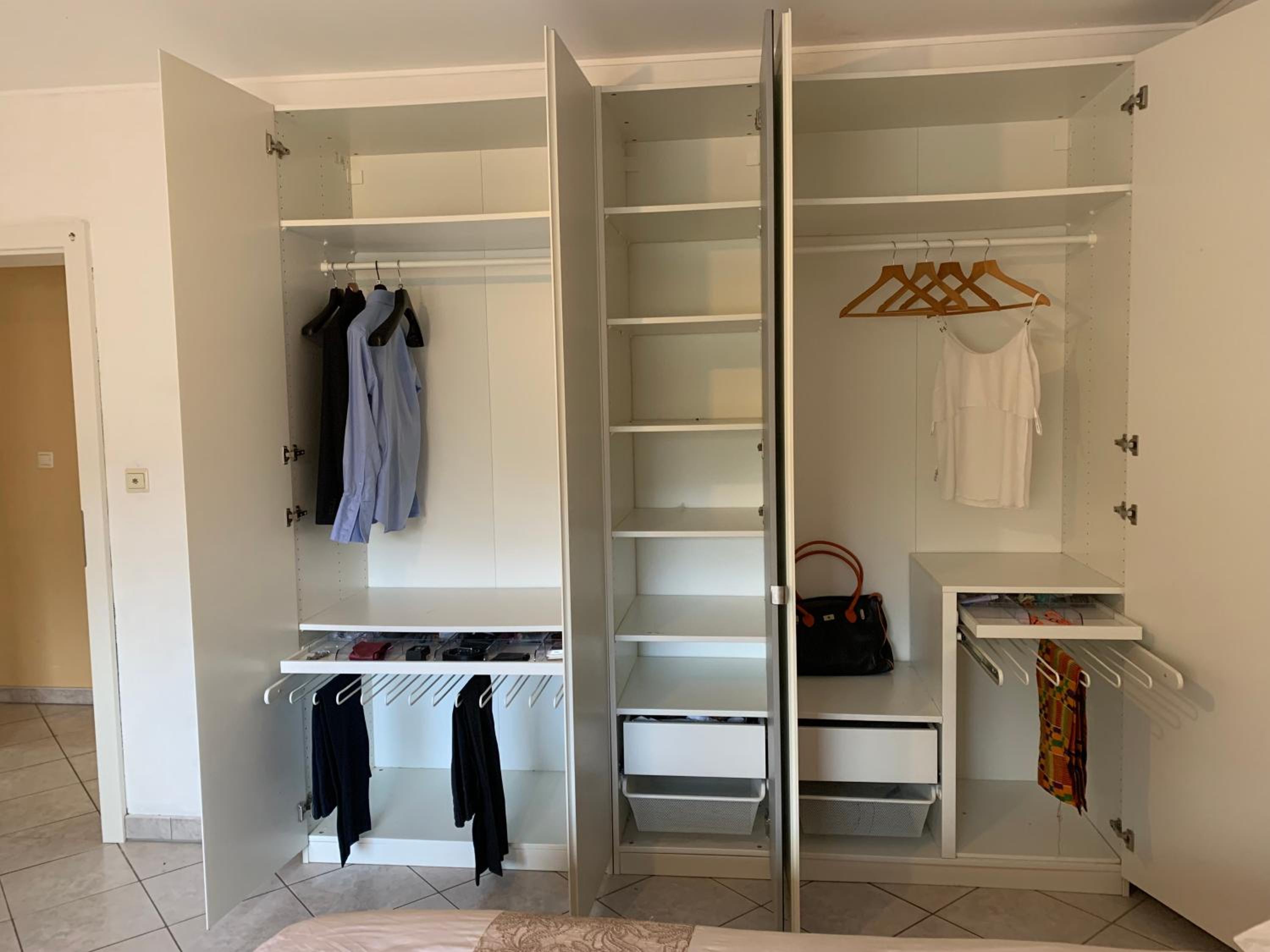 Large Room in Schuttrange Free Parking 10mins to Airport Excellent Customer Services