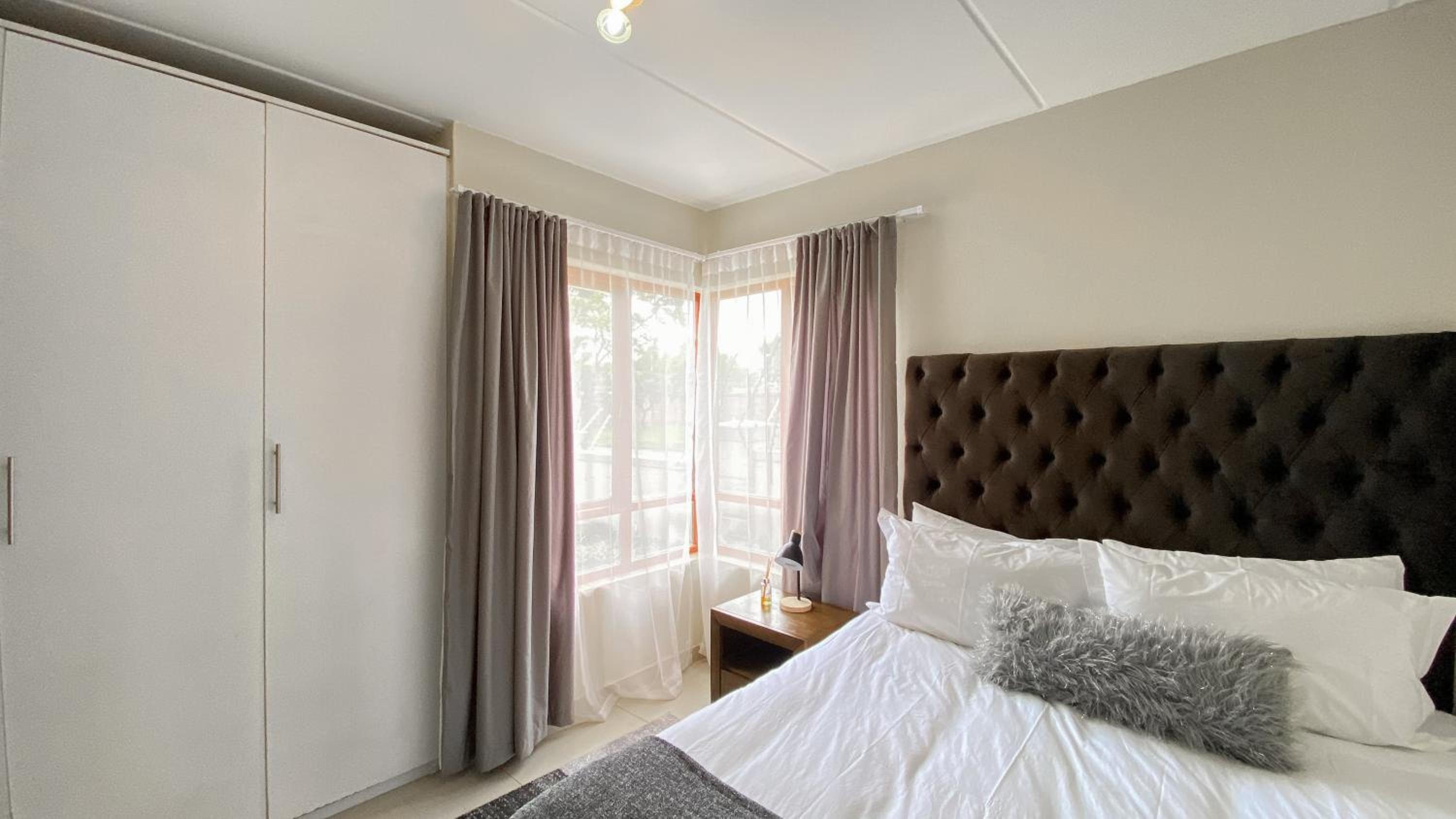 Midrand Air B and B Apartment view 5