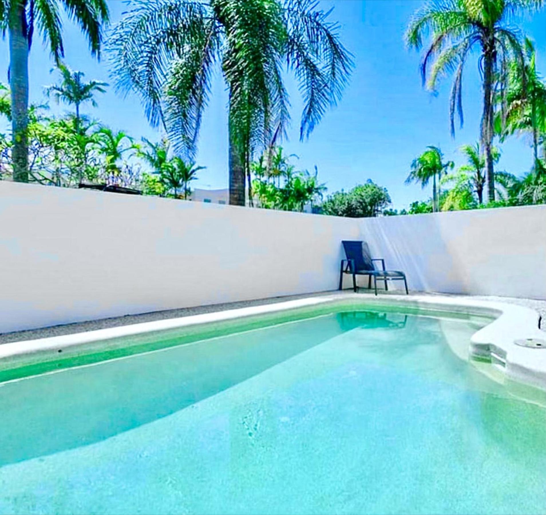 3 35 Beautifully Renovated North Facing 2 bedrooms