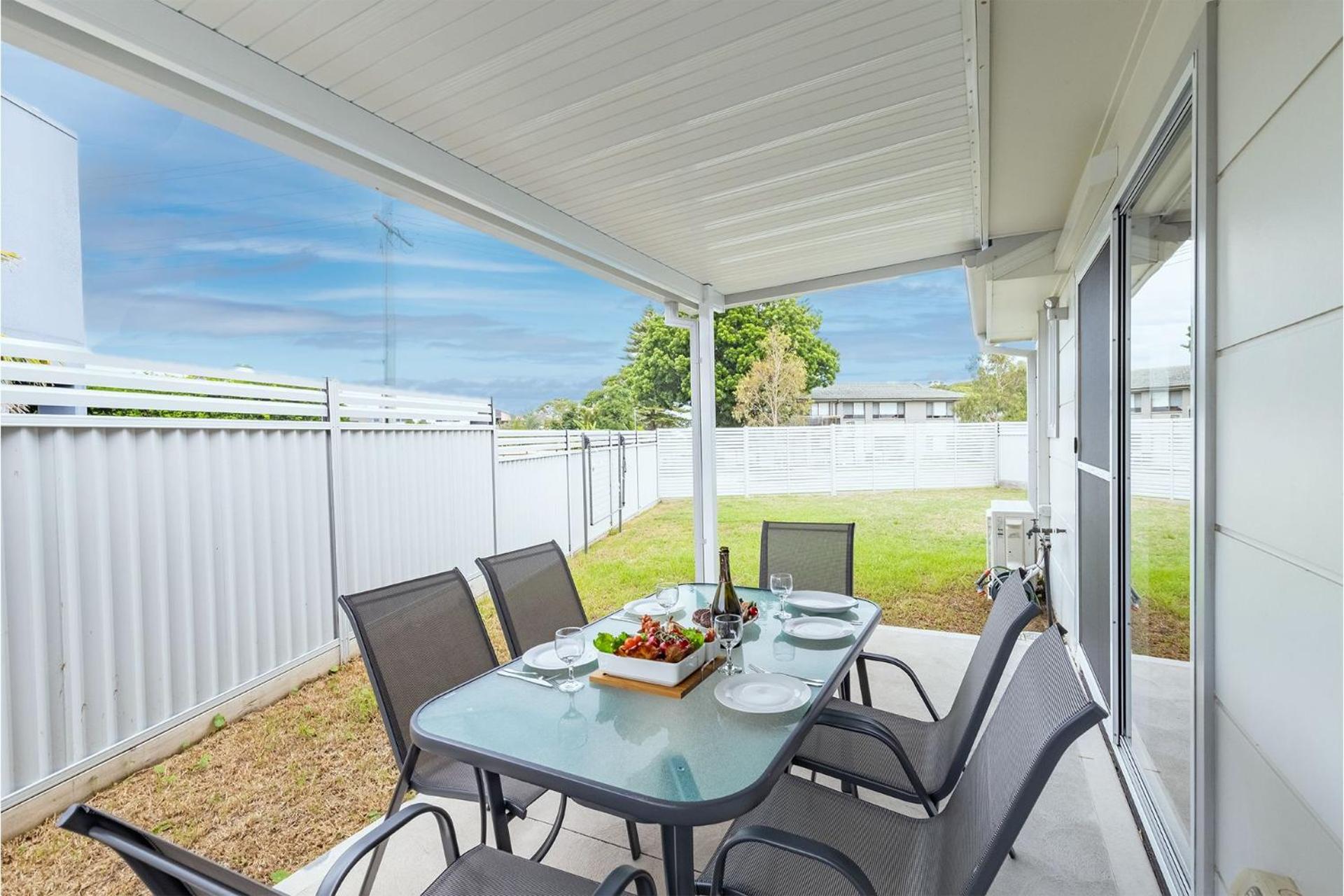 The Inlet 16 Inlet Cl linen air con WiFi and ground level