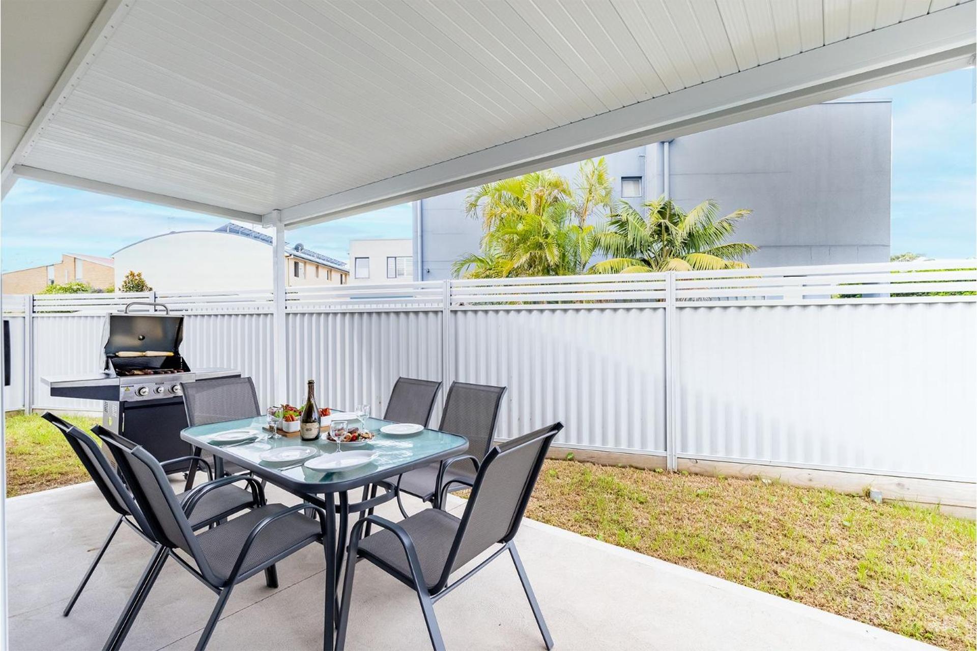 The Inlet 16 Inlet Cl linen air con WiFi and ground level